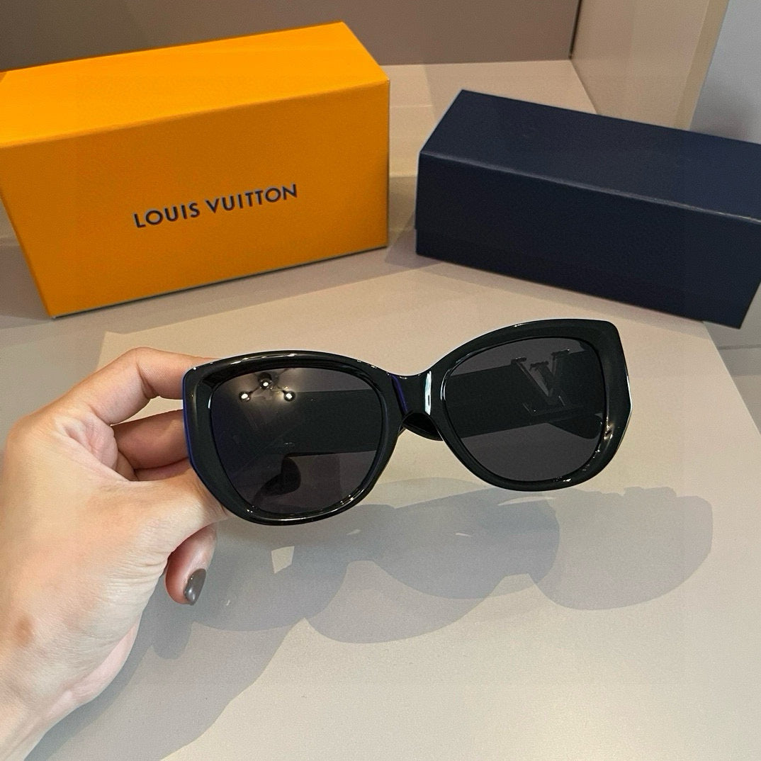 Louis Vuitton Fashion Gold Lens Sunglasses for Men & Women - 381889 - detail image 2