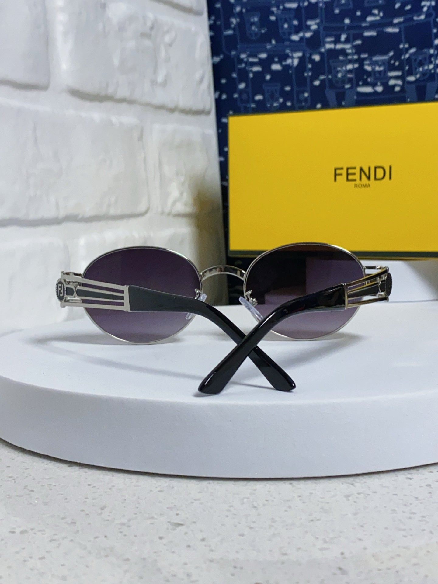 Fendi Metal Oval Silver Lens Sunglasses for Men & Women - 466205 - detail image 3