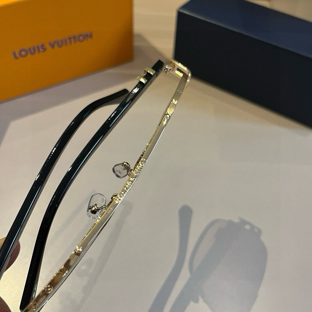 Louis Vuitton Metal Aviator Gold Lens Sunglasses for Men & Women - 381896 - detail image 7