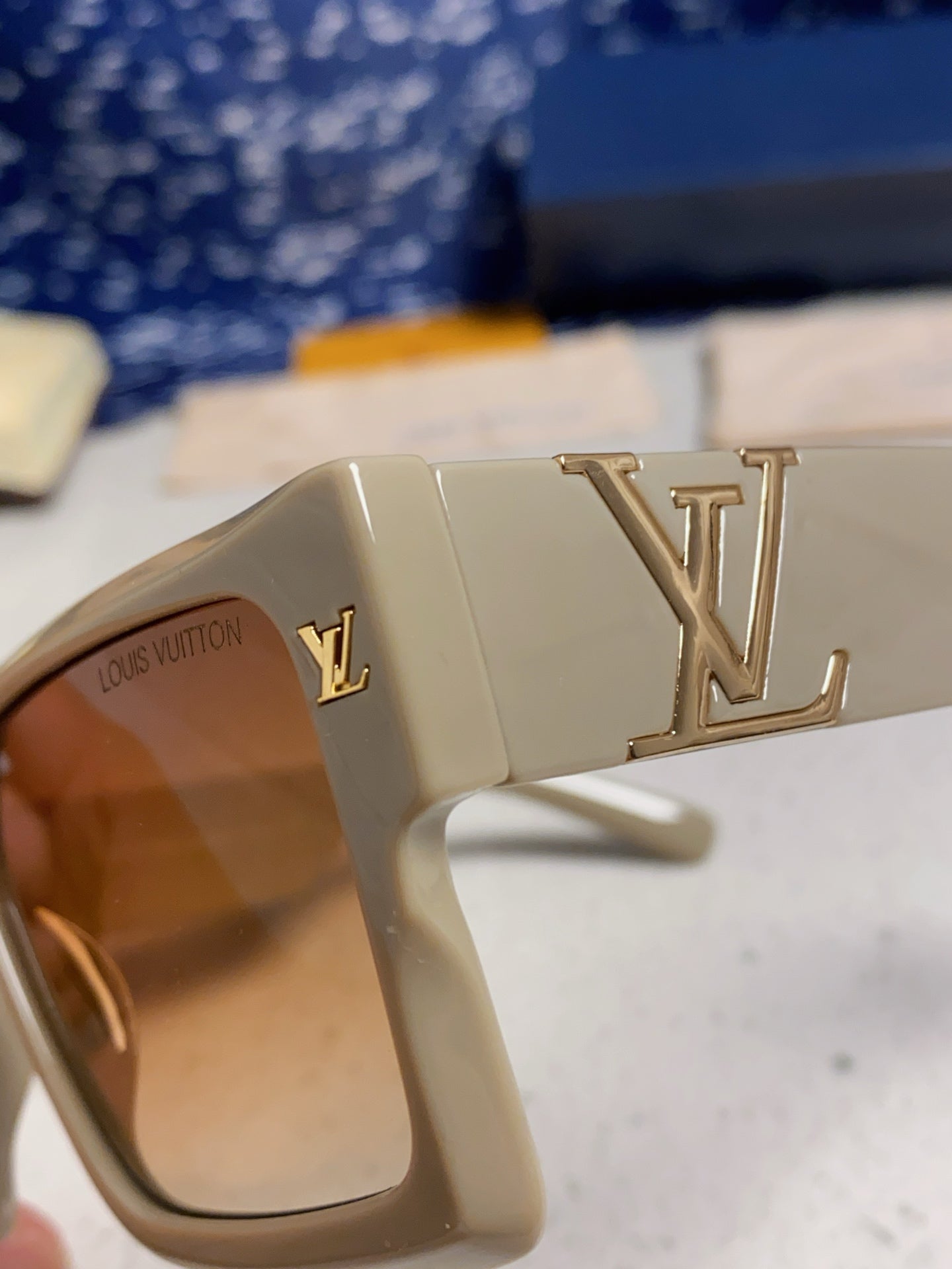Louis Vuitton Square Brown Lens Sunglasses for Men & Women - 398161 - detail image 7
