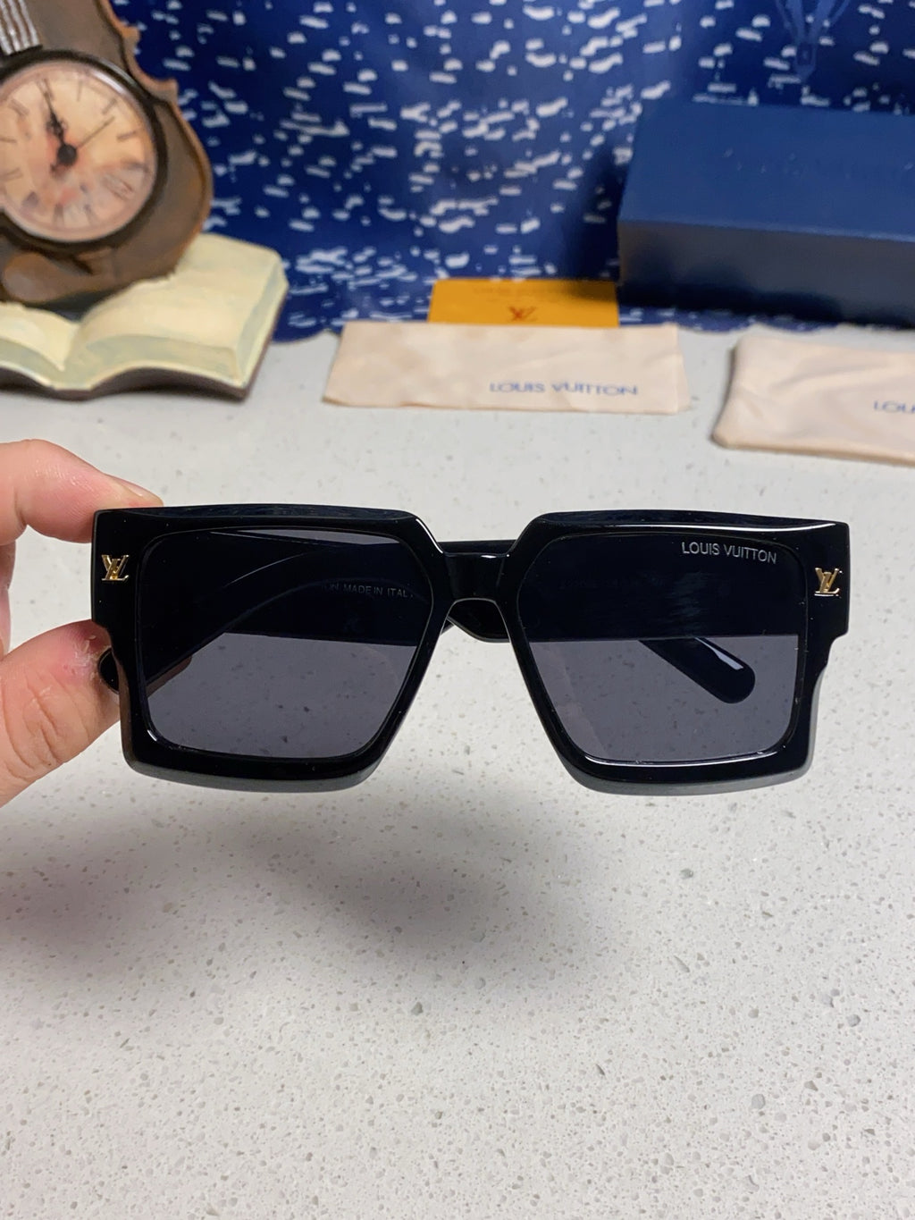 Louis Vuitton Square Gray Lens Sunglasses for Men & Women - 398164 - detail image 4