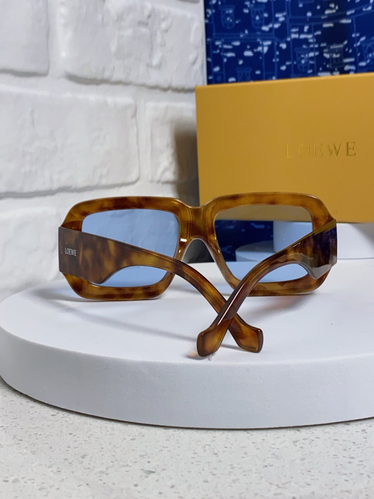 Loewe Fashion Brown Lens Sunglasses for Women - 399332 - detail image 3
