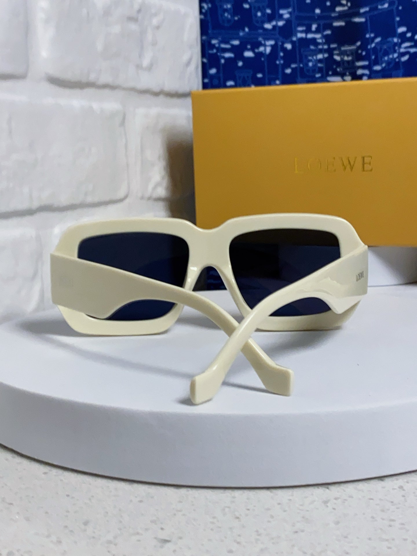 Loewe Fashion Blue Lens Sunglasses for Women - detail image 3