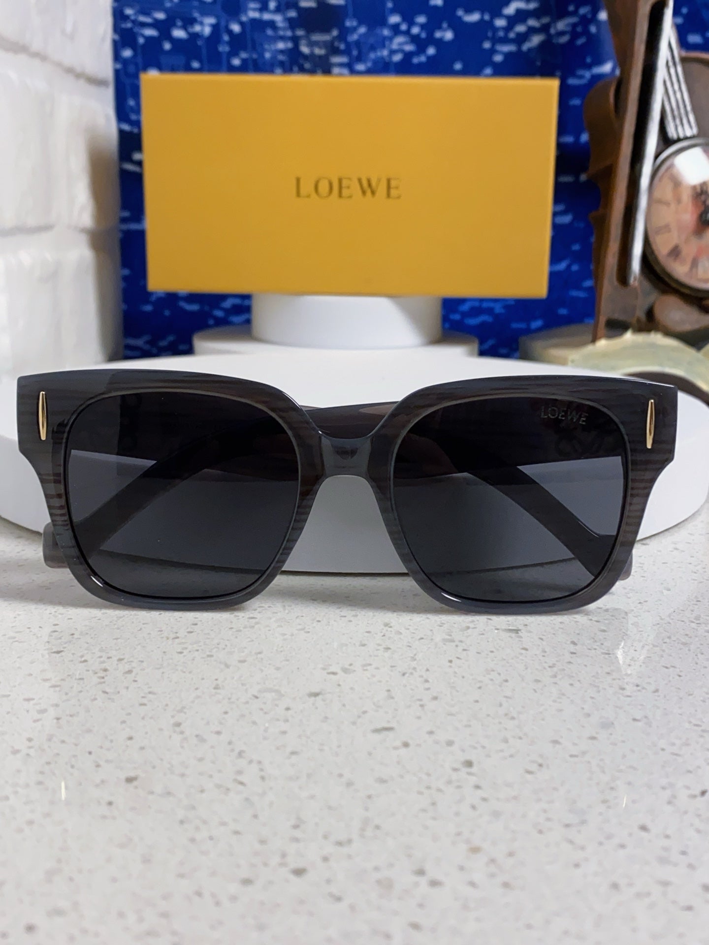 Loewe LW50069 Oversized Black Lens Sunglasses for Men & Women - 449902 - detail image 9