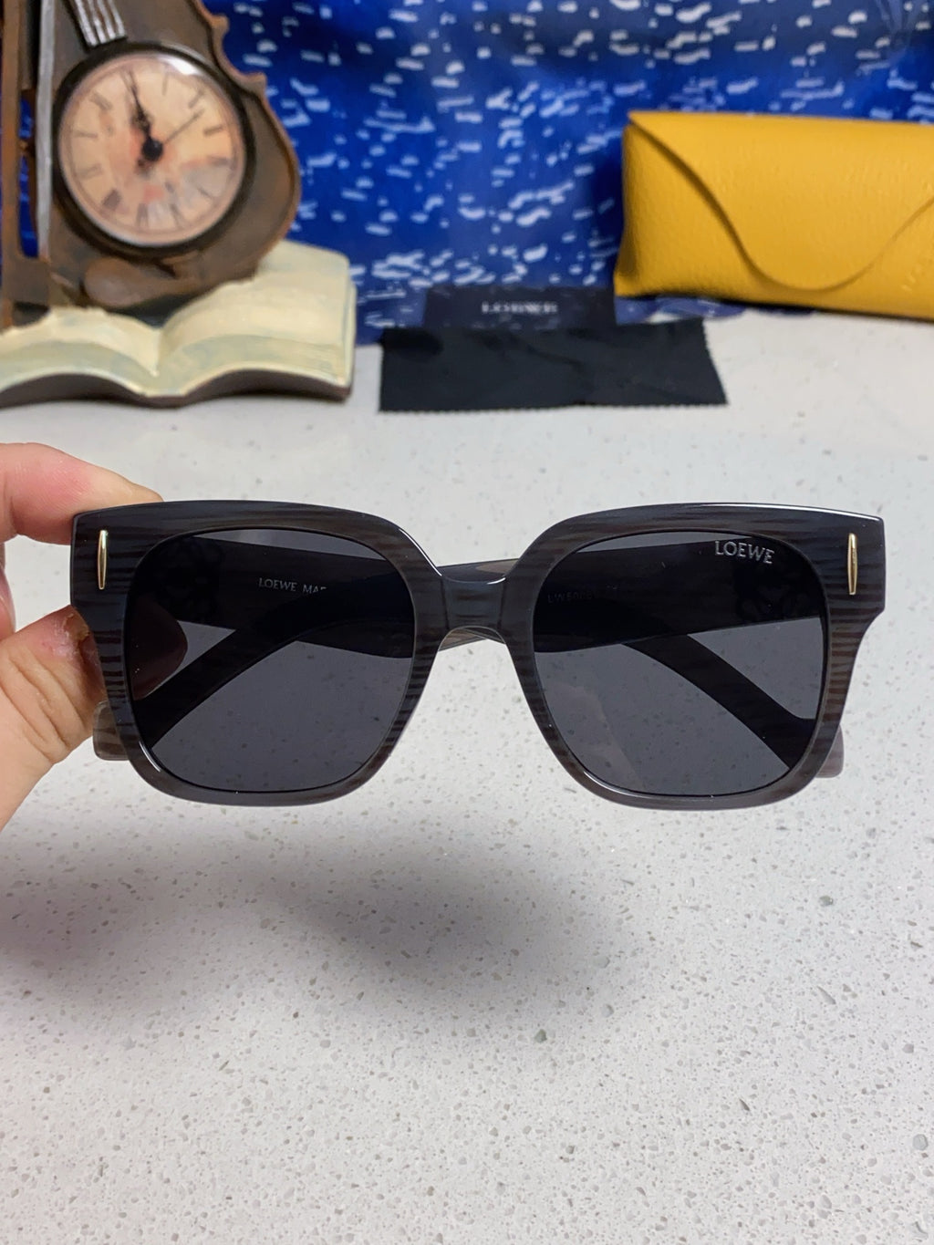 Loewe LW50069 Oversized Black Lens Sunglasses for Men & Women - 449902 - detail image 4