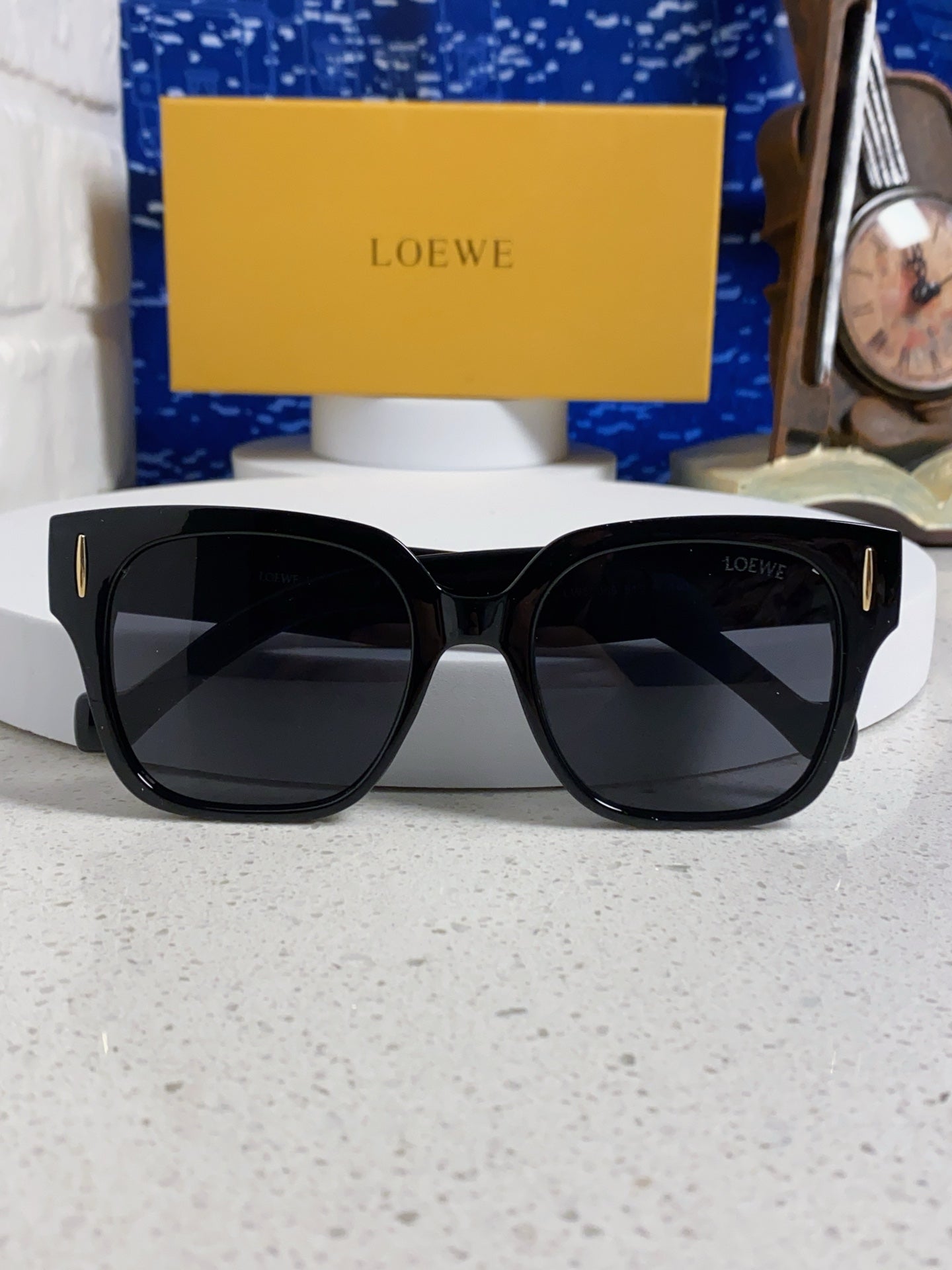 Loewe LW50069 Oversized Black Lens Sunglasses for Men & Women - detail image 9