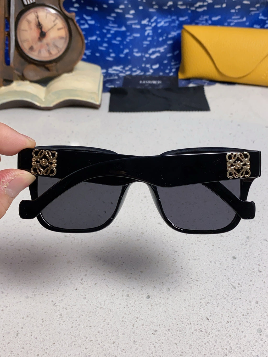 Loewe LW50069 Oversized Black Lens Sunglasses for Men & Women - detail image 5