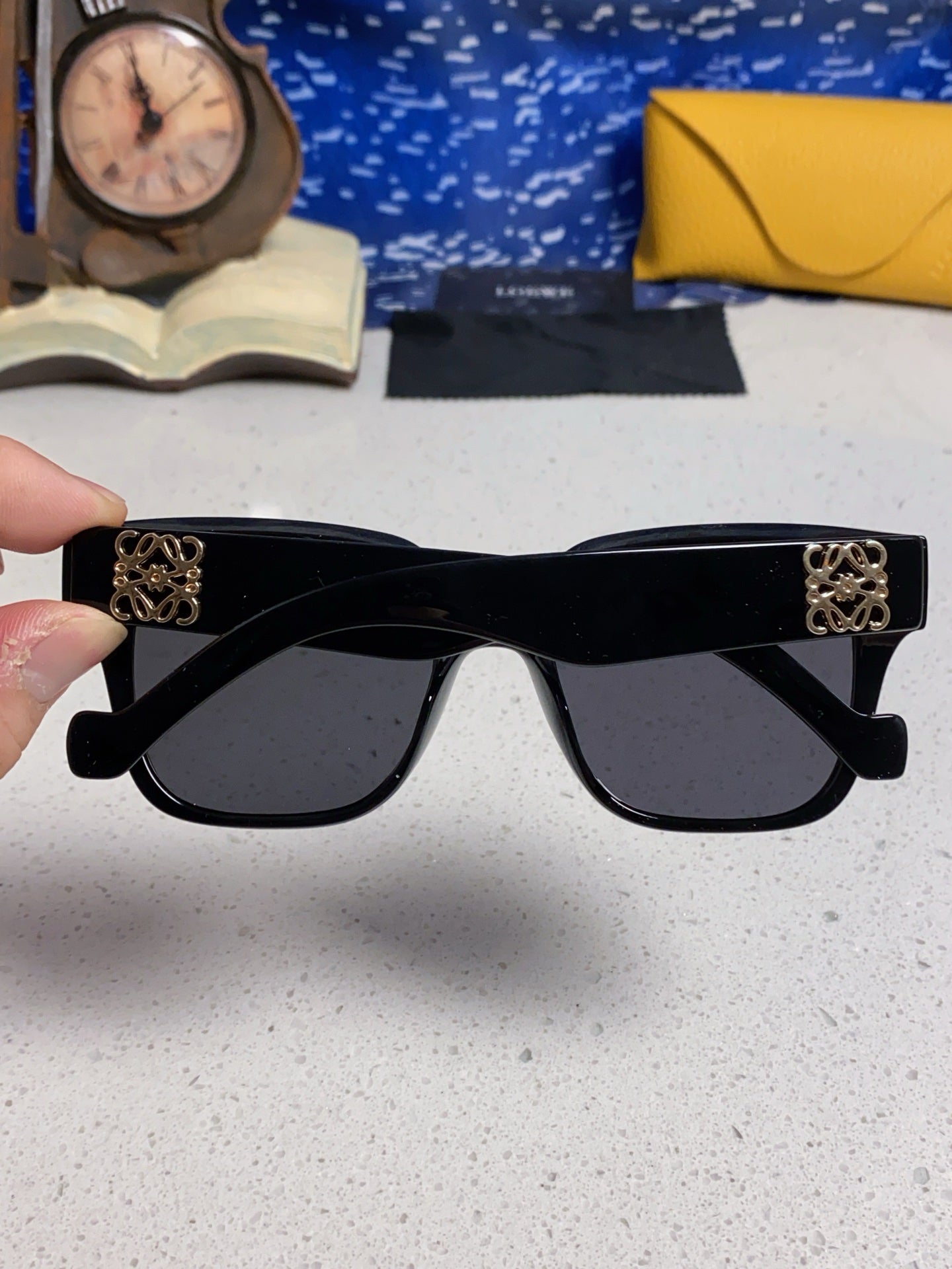 Loewe LW50069 Oversized Black Lens Sunglasses for Men & Women - detail image 5