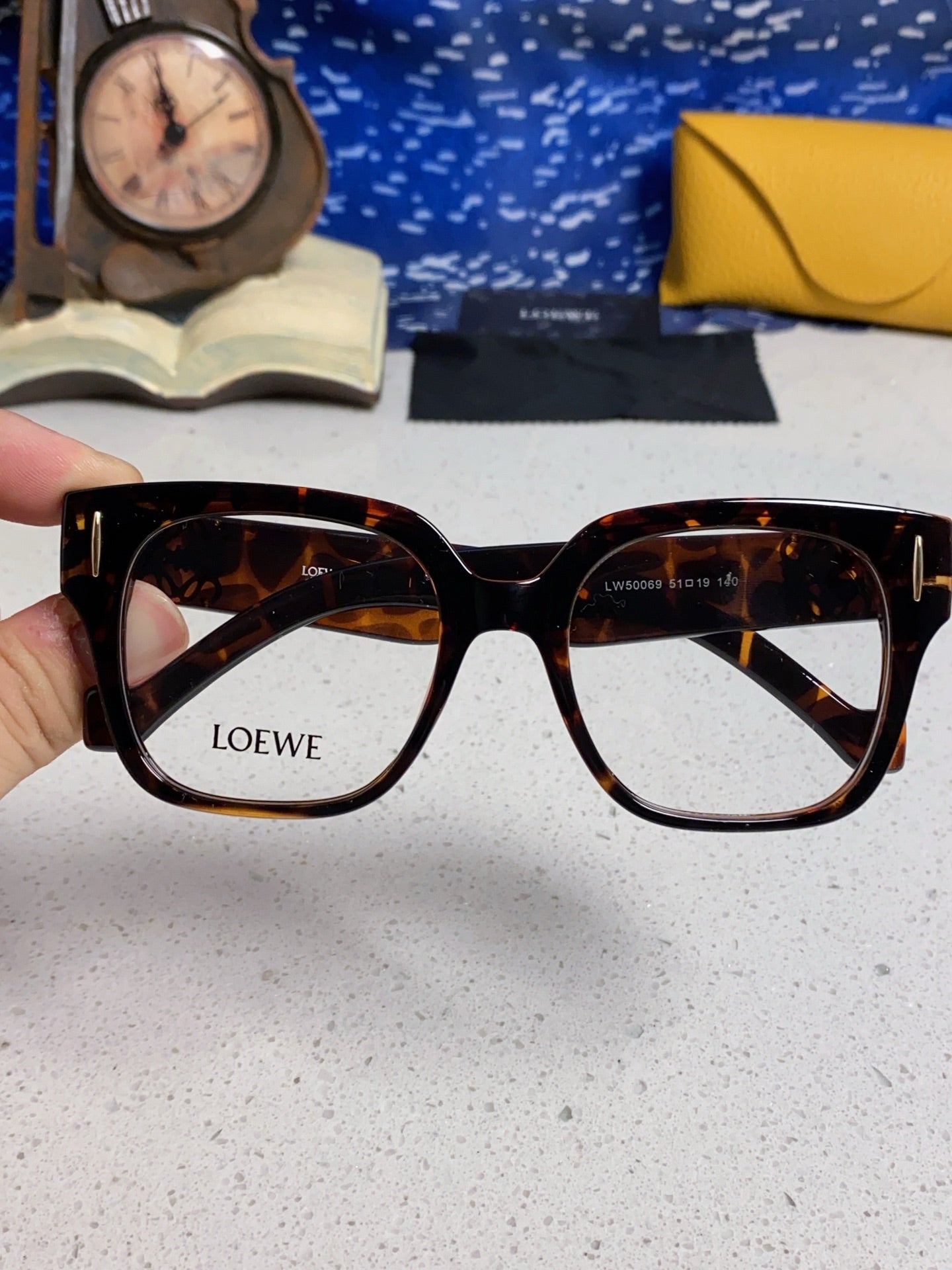 Loewe LW50069 Oversized Silver Lens Sunglasses for Men & Women - 449899 - detail image 4