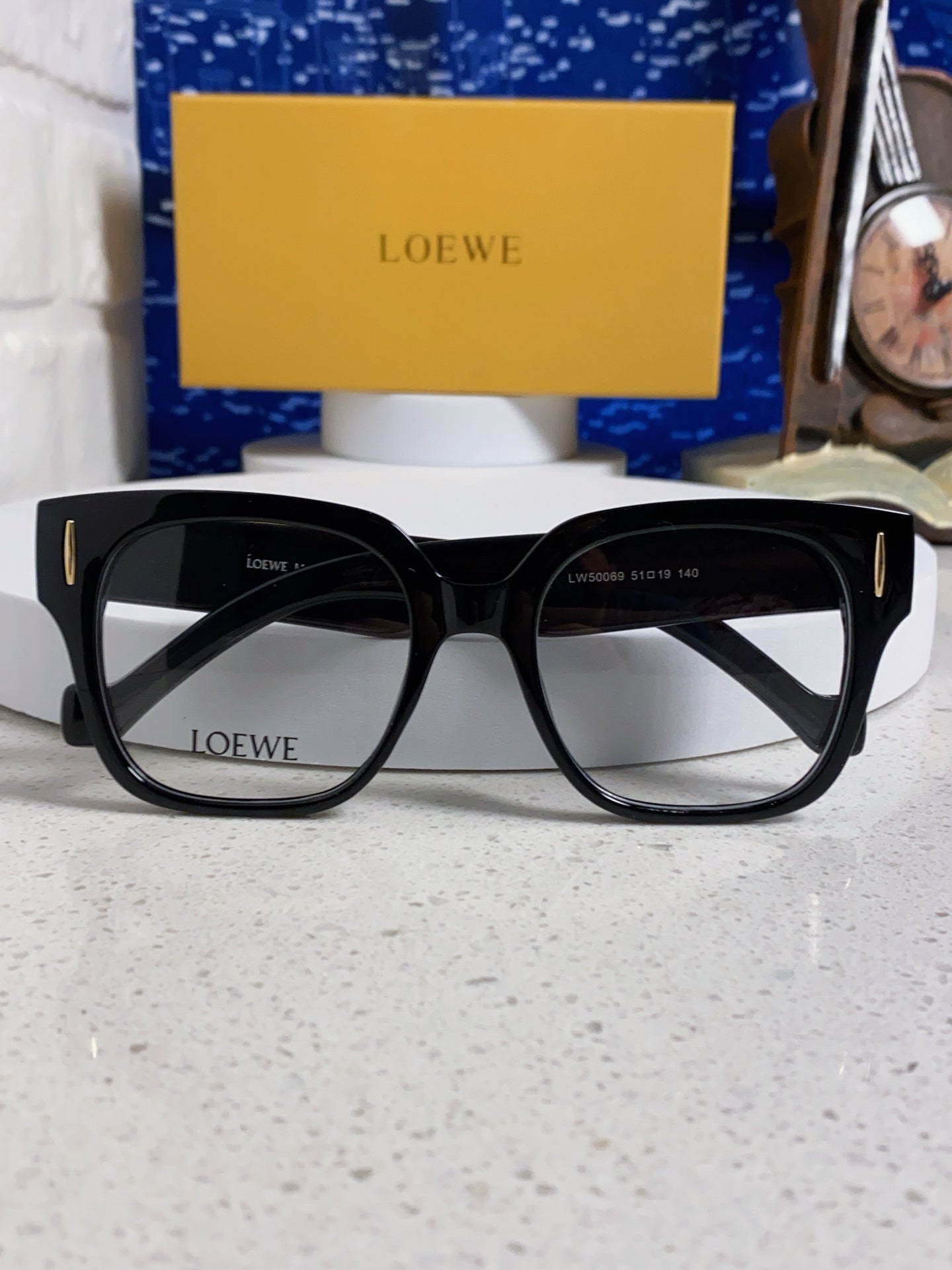 Loewe LW50069 Oversized Silver Lens Sunglasses for Men & Women - detail image 9