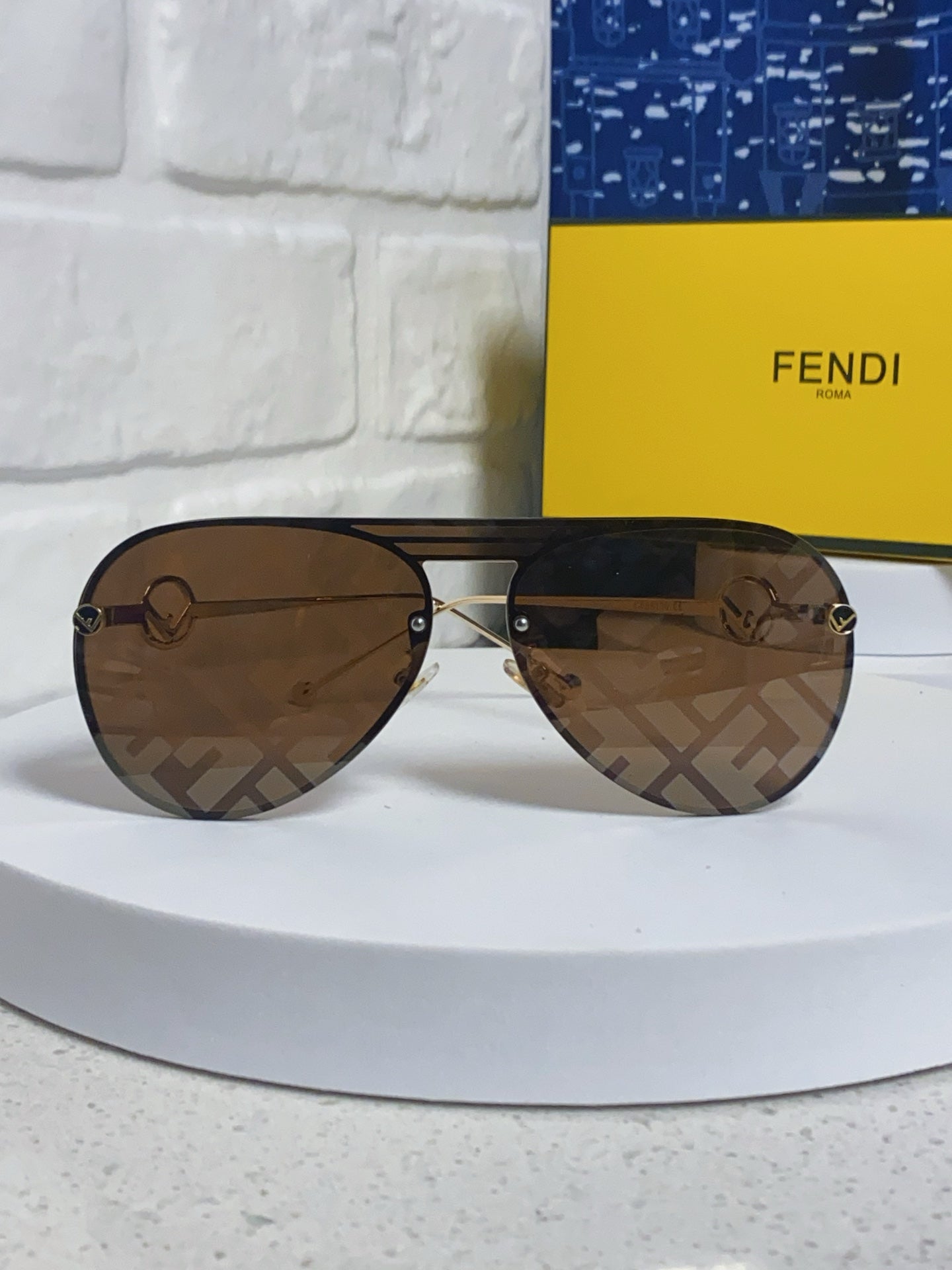 Fendi Aviator Brown Lens Sunglasses for Men & Women - detail image 2