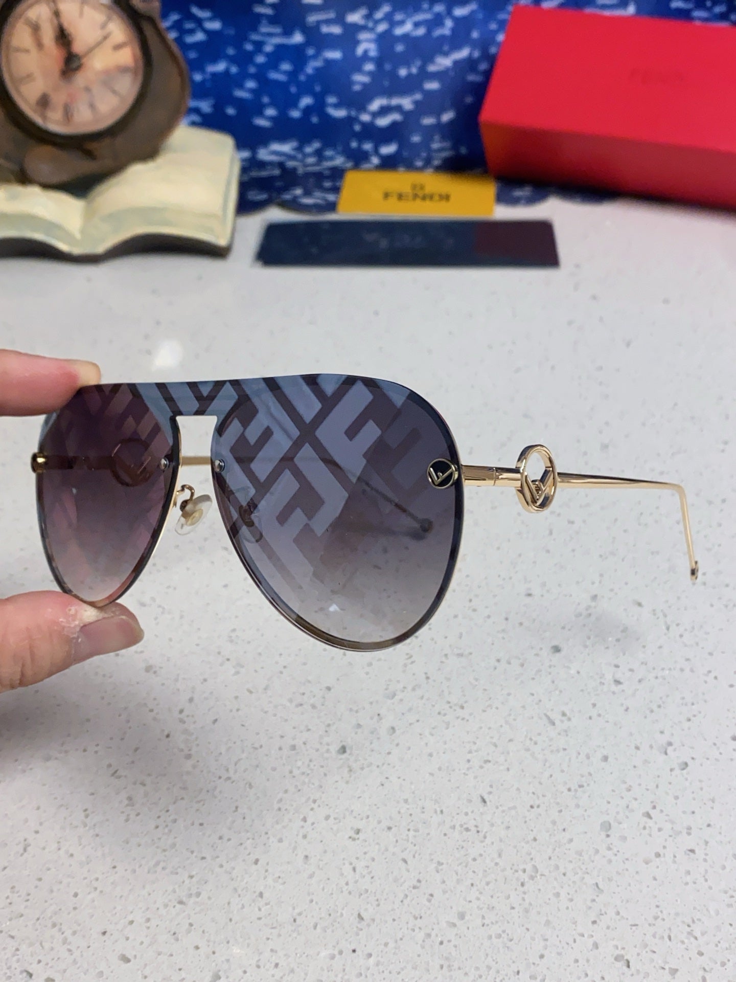 Fendi Aviator Gray Lens Sunglasses for Men & Women - 416311 - detail image 6