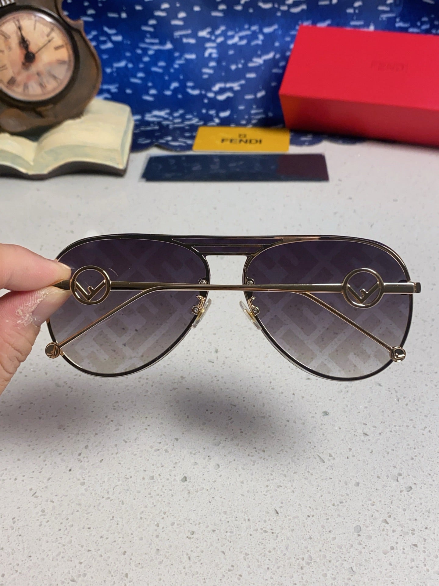 Fendi Aviator Gray Lens Sunglasses for Men & Women - detail image 5