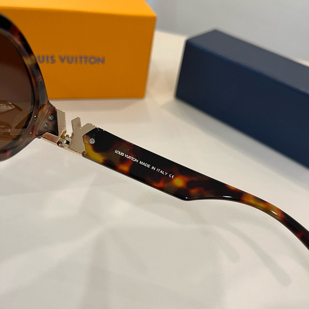 Louis Vuitton Slim Black Lens Sunglasses for Men & Women - 371287 - detail image 8