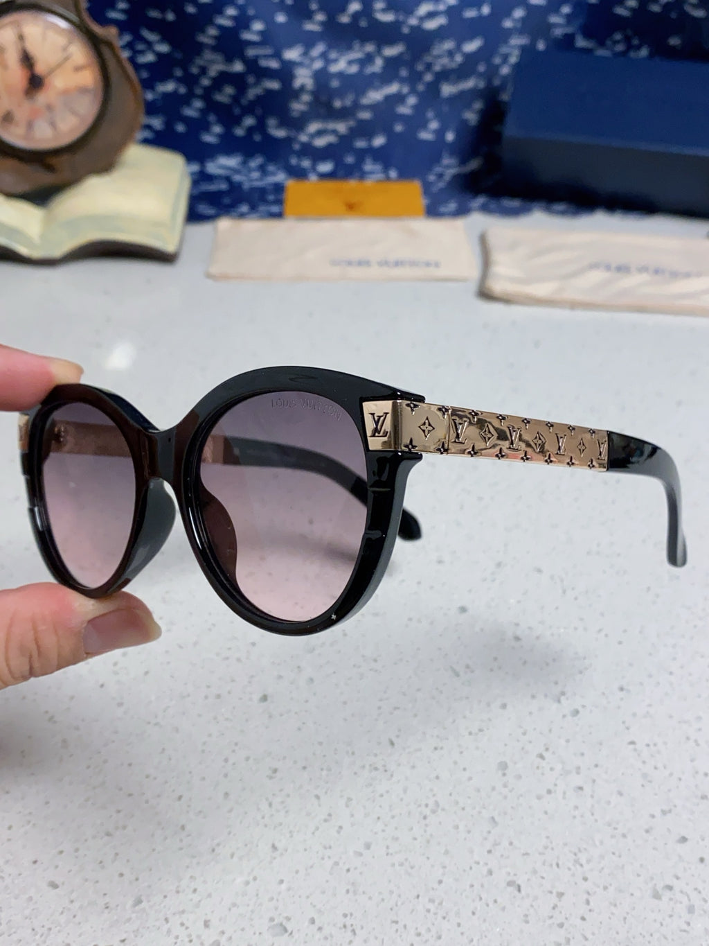 Louis Vuitton Cat-Eye Silver Lens Sunglasses for Women - 414755 - detail image 6