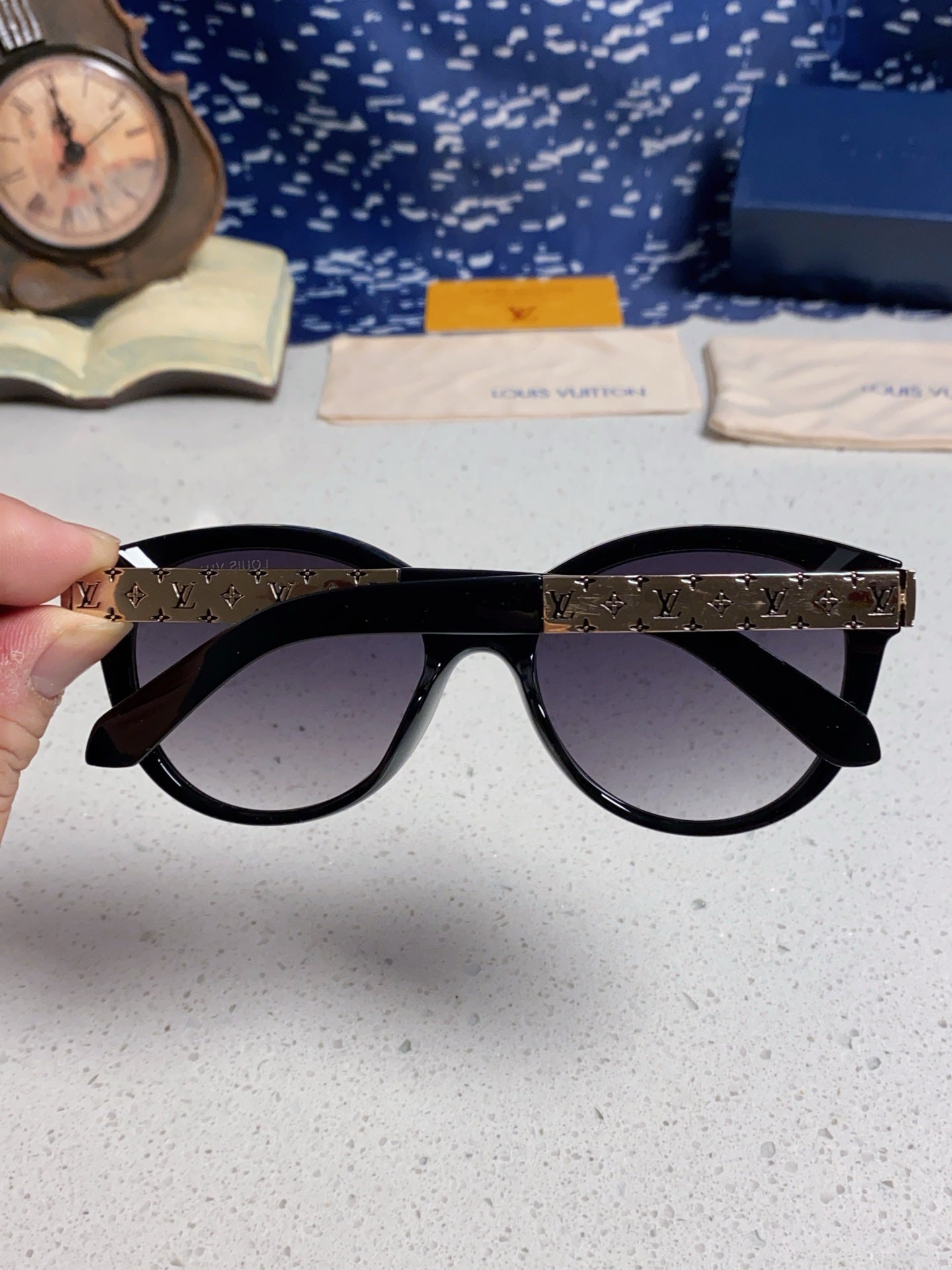 Louis Vuitton Cat-Eye Gray Lens Sunglasses for Women - detail image 5