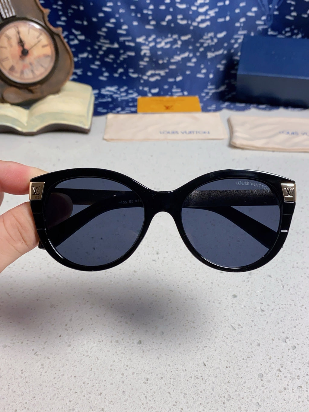 Louis Vuitton Cat-Eye Blue Lens Sunglasses for Women - detail image 4