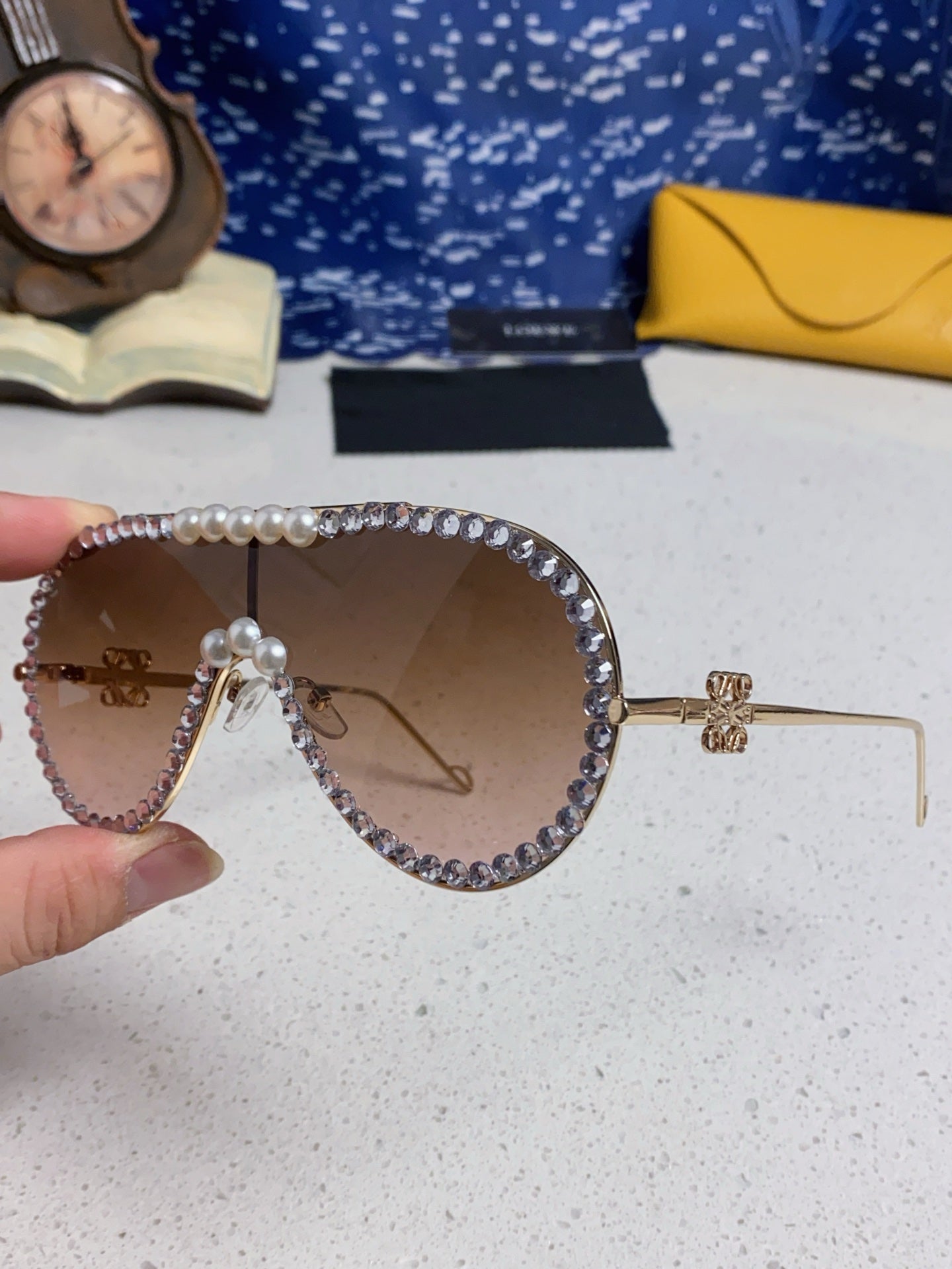 Loewe Oversized Brown Lens Sunglasses for Men & Women - 487902 - detail image 6