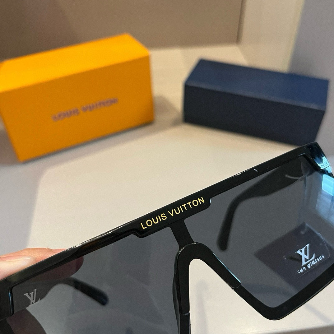 Louis Vuitton Fashion Black Lens Sunglasses for Men - 381926 - detail image 5