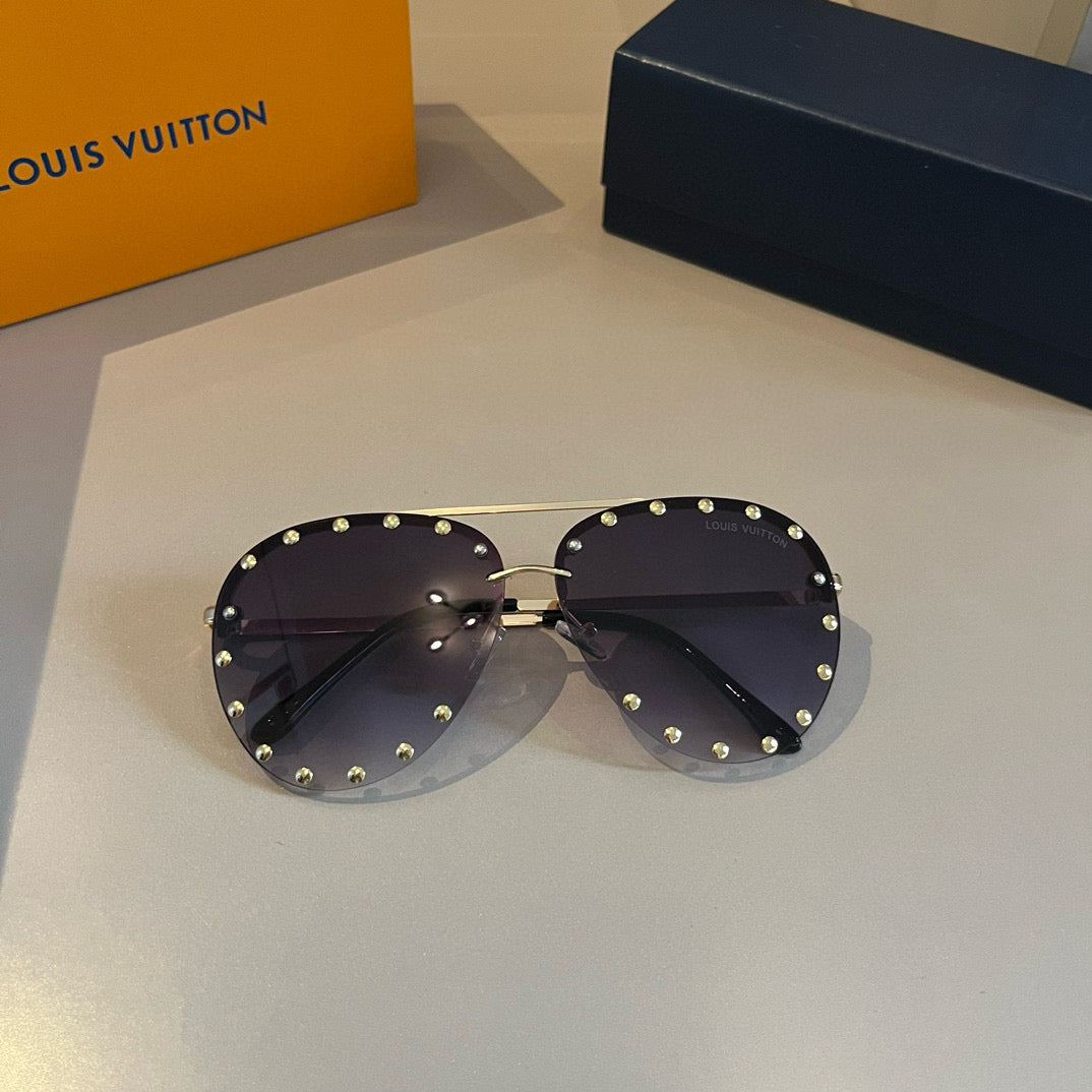 Louis Vuitton Metal Aviator Gold Lens Sunglasses for Men & Women - 381929 - detail image 6