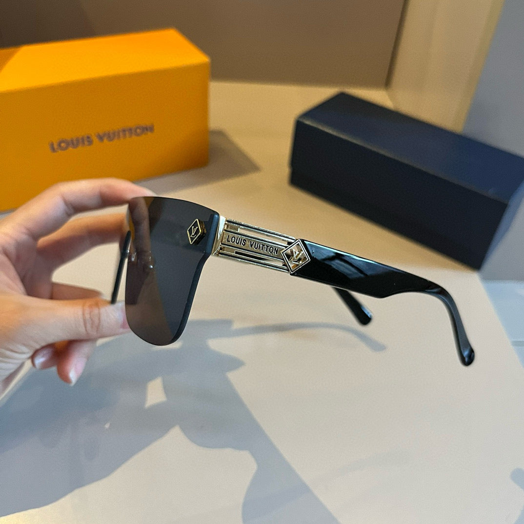 Louis Vuitton Metal Aviator Gold Lens Sunglasses for Men & Women - 381912 - detail image 6