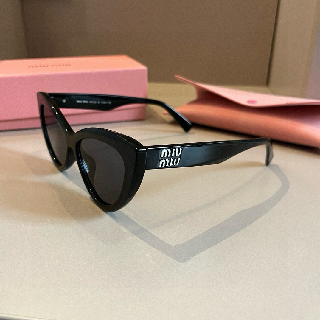 Miu Miu Cat-Eye Gold Lens Sunglasses for Men & Women - 416282 - detail image 4