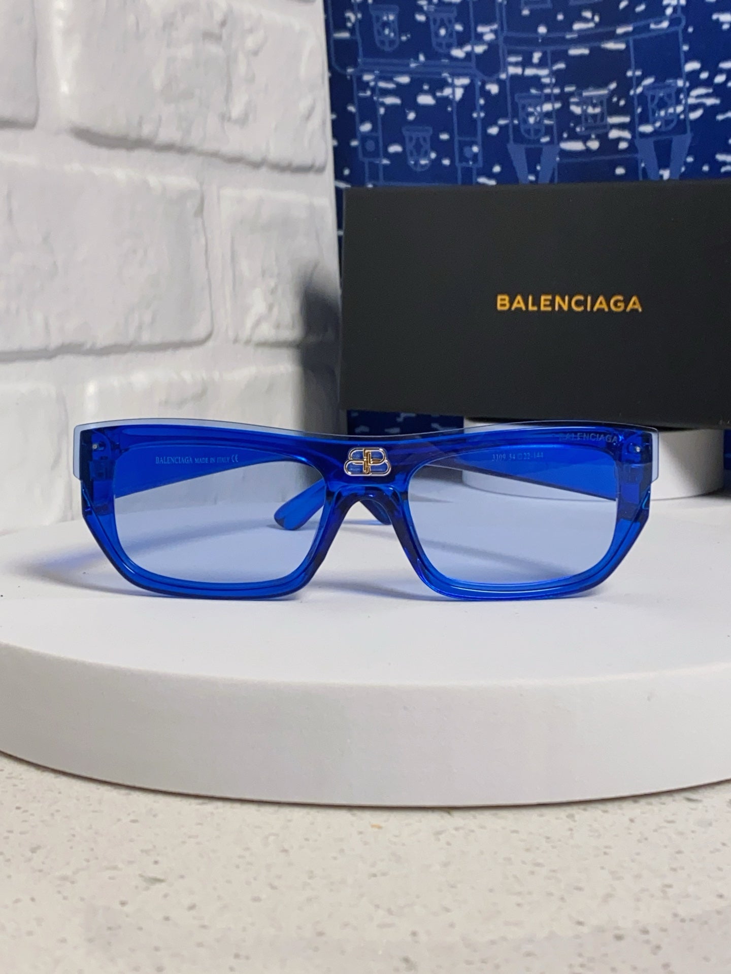 Balenciaga Browline Blue Lens Sunglasses for Men & Women - 487529 - detail image 2