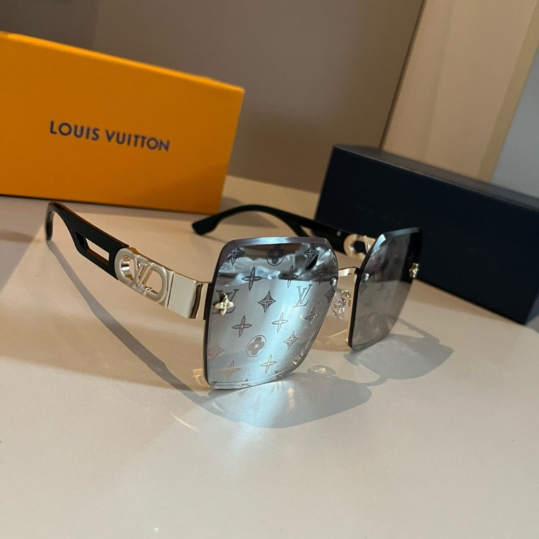 Louis Vuitton Fashion Gold Lens Sunglasses for Men & Women - 398103