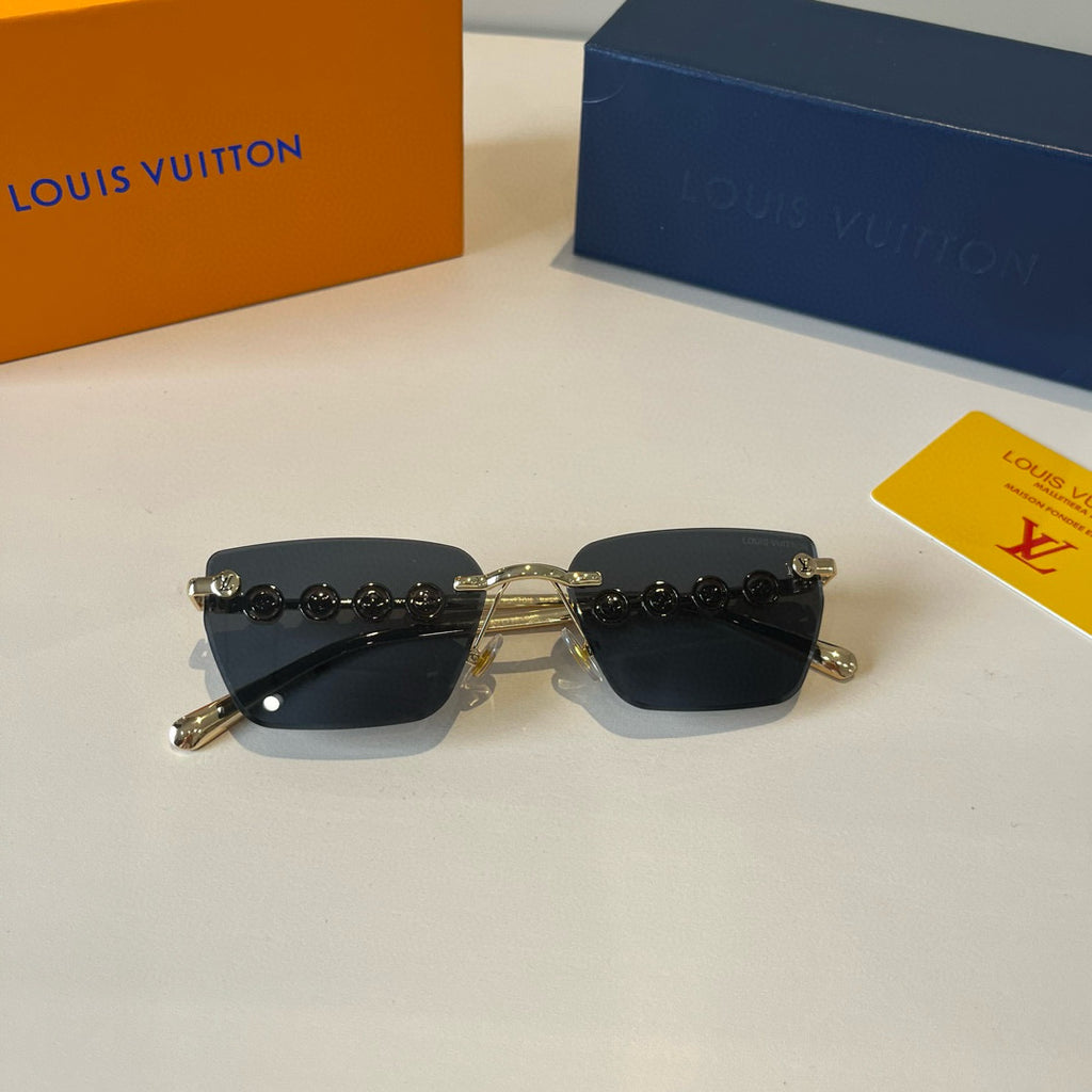 Louis Vuitton Fashion Silver Lens Sunglasses for Women - 381921 - detail image 5
