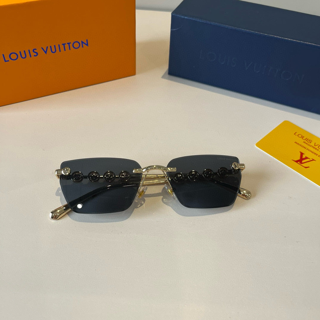 Louis Vuitton Fashion Silver Lens Sunglasses for Women - 381921 - detail image 5