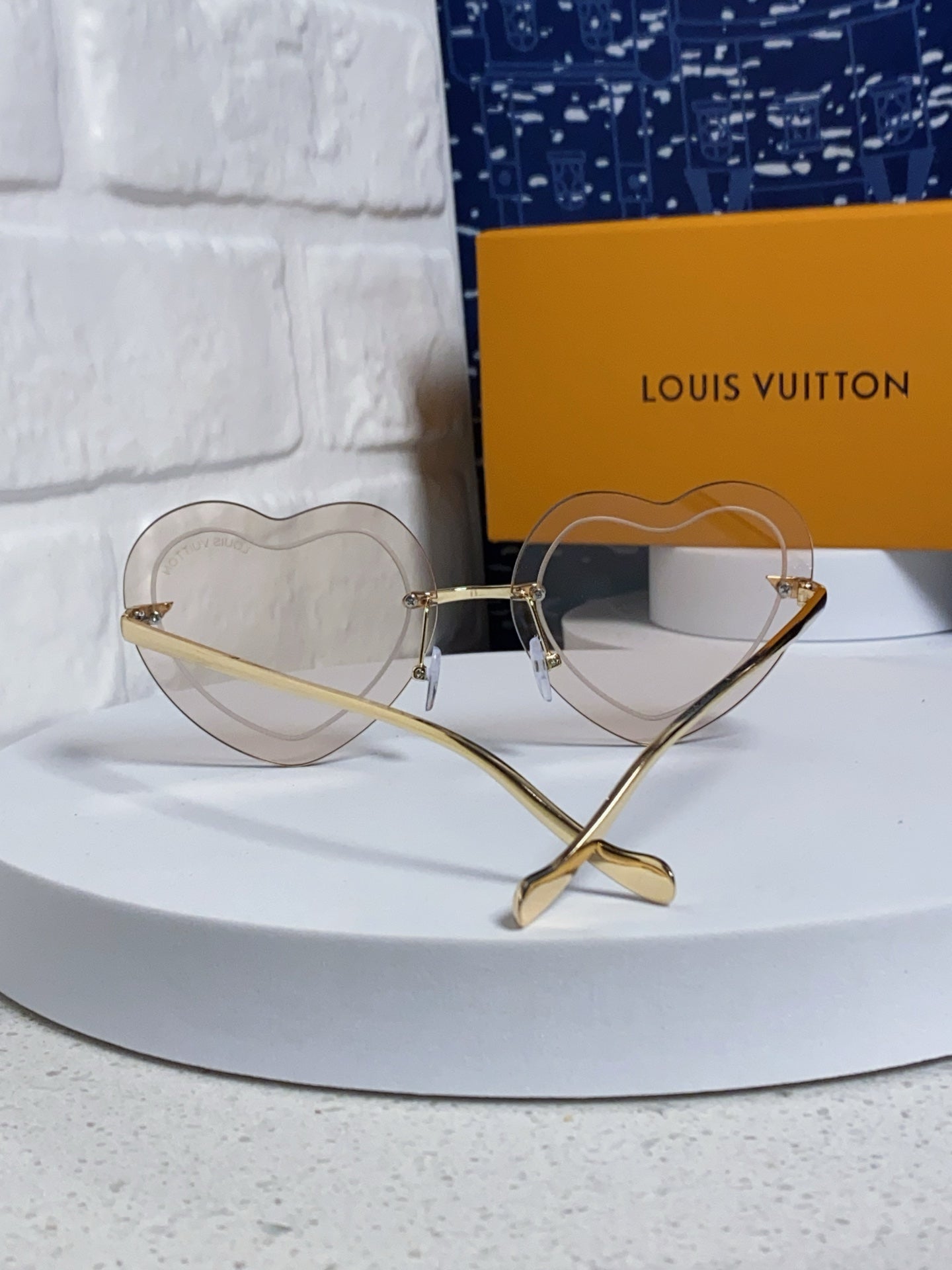 Louis Vuitton Lightweight Rimless Silver Lens Sunglasses for Women - 371400 - detail image 3