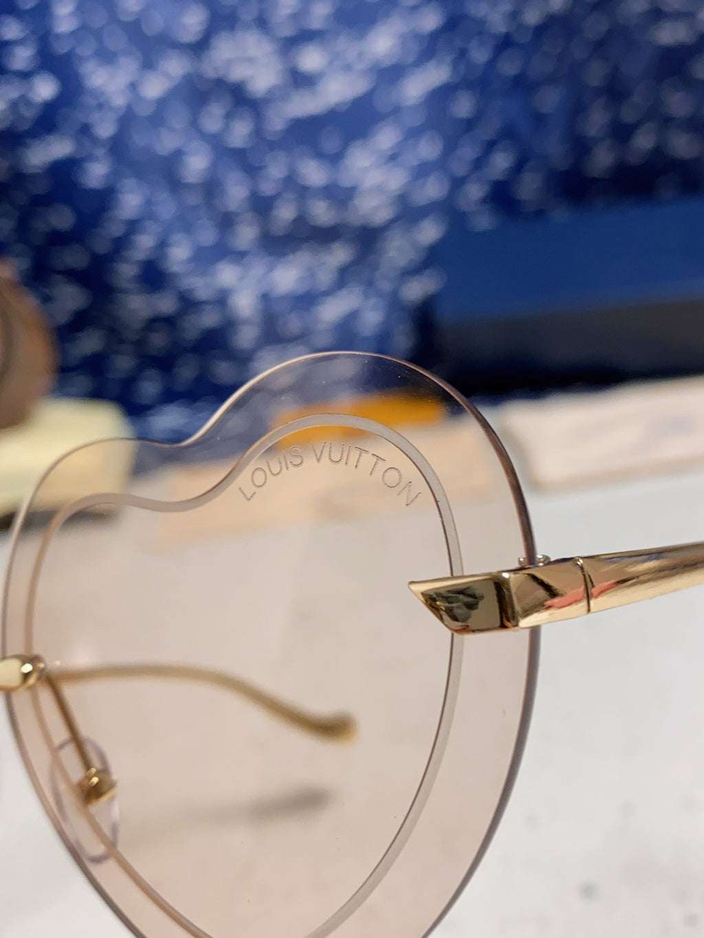 Louis Vuitton Lightweight Rimless Silver Lens Sunglasses for Women - 371400 - detail image 7