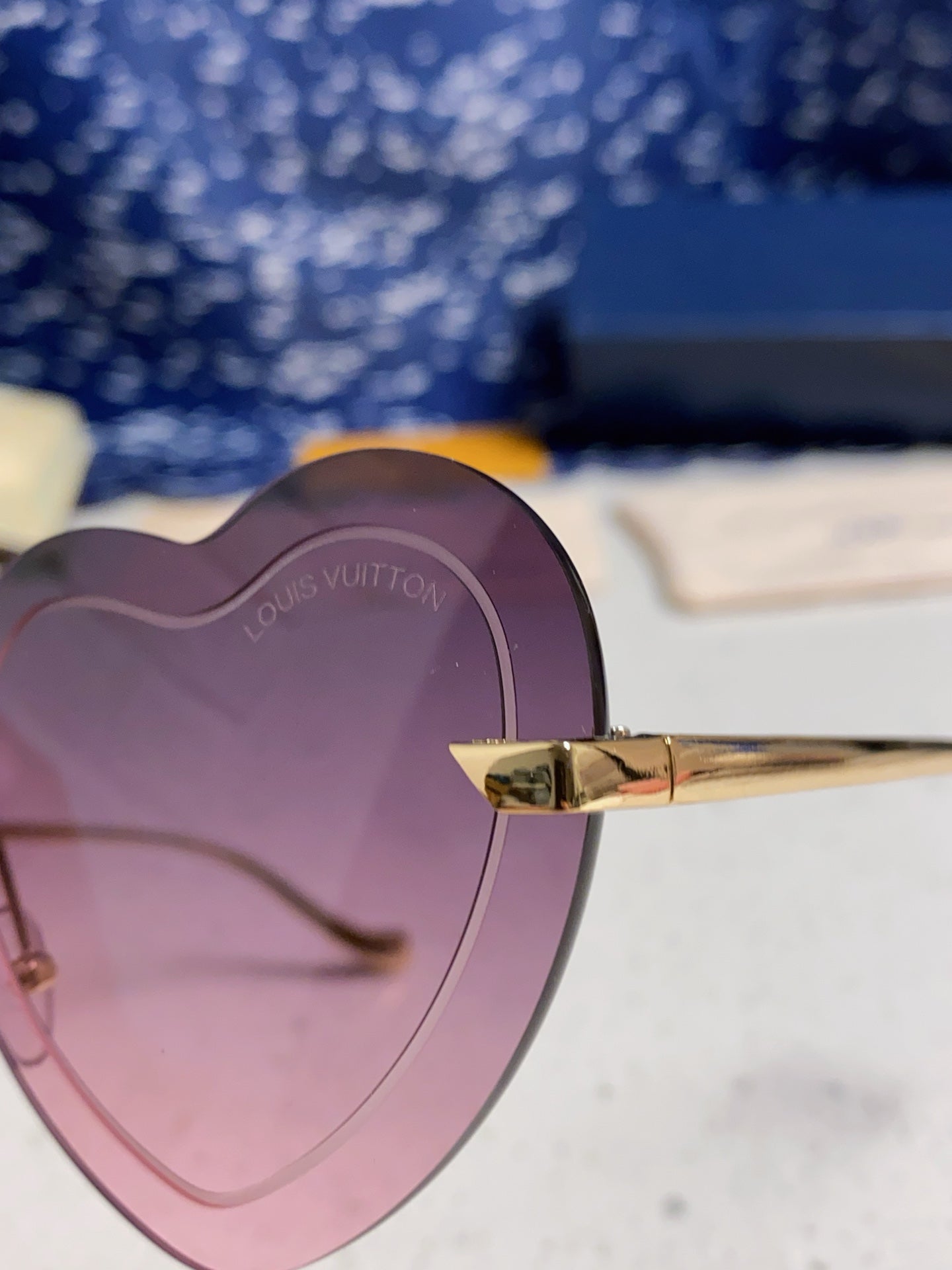 Louis Vuitton Lightweight Rimless Silver Lens Sunglasses for Women - 371402 - detail image 7