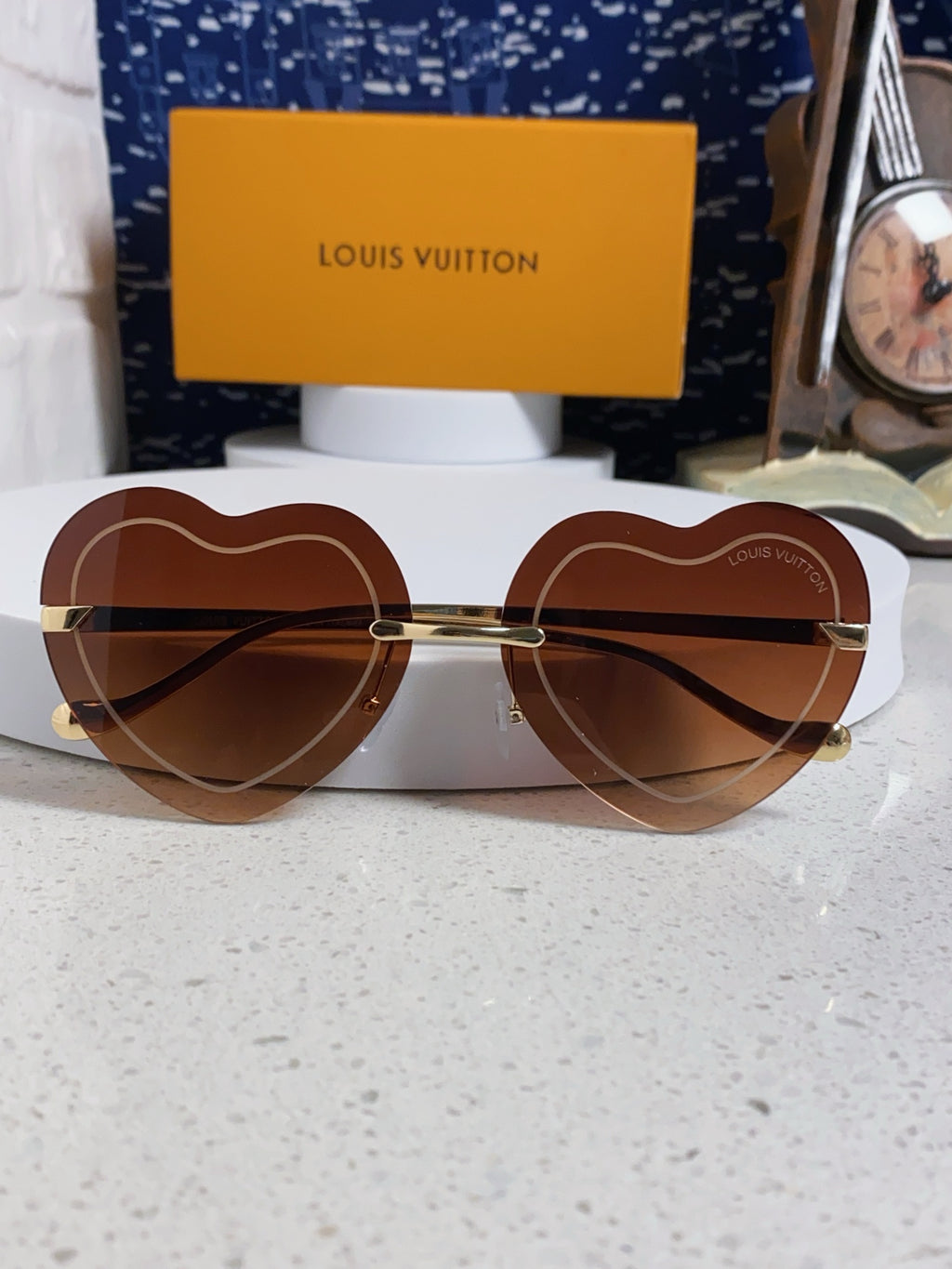 Louis Vuitton Lightweight Rimless Brown Lens Sunglasses for Women - detail image 8