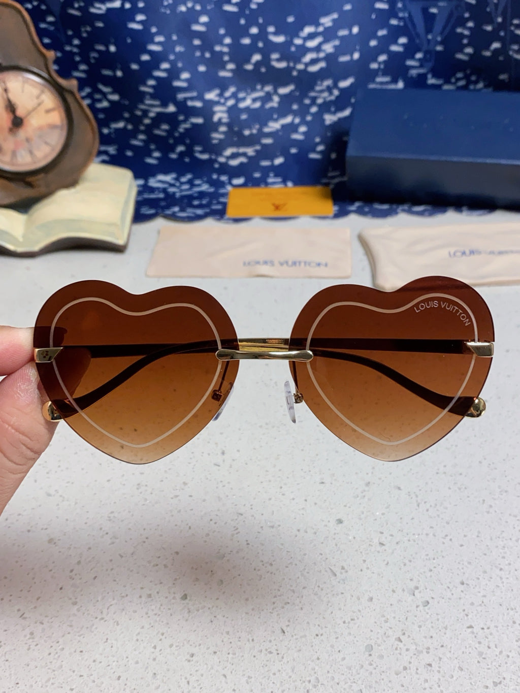 Louis Vuitton Lightweight Rimless Brown Lens Sunglasses for Women - detail image 4