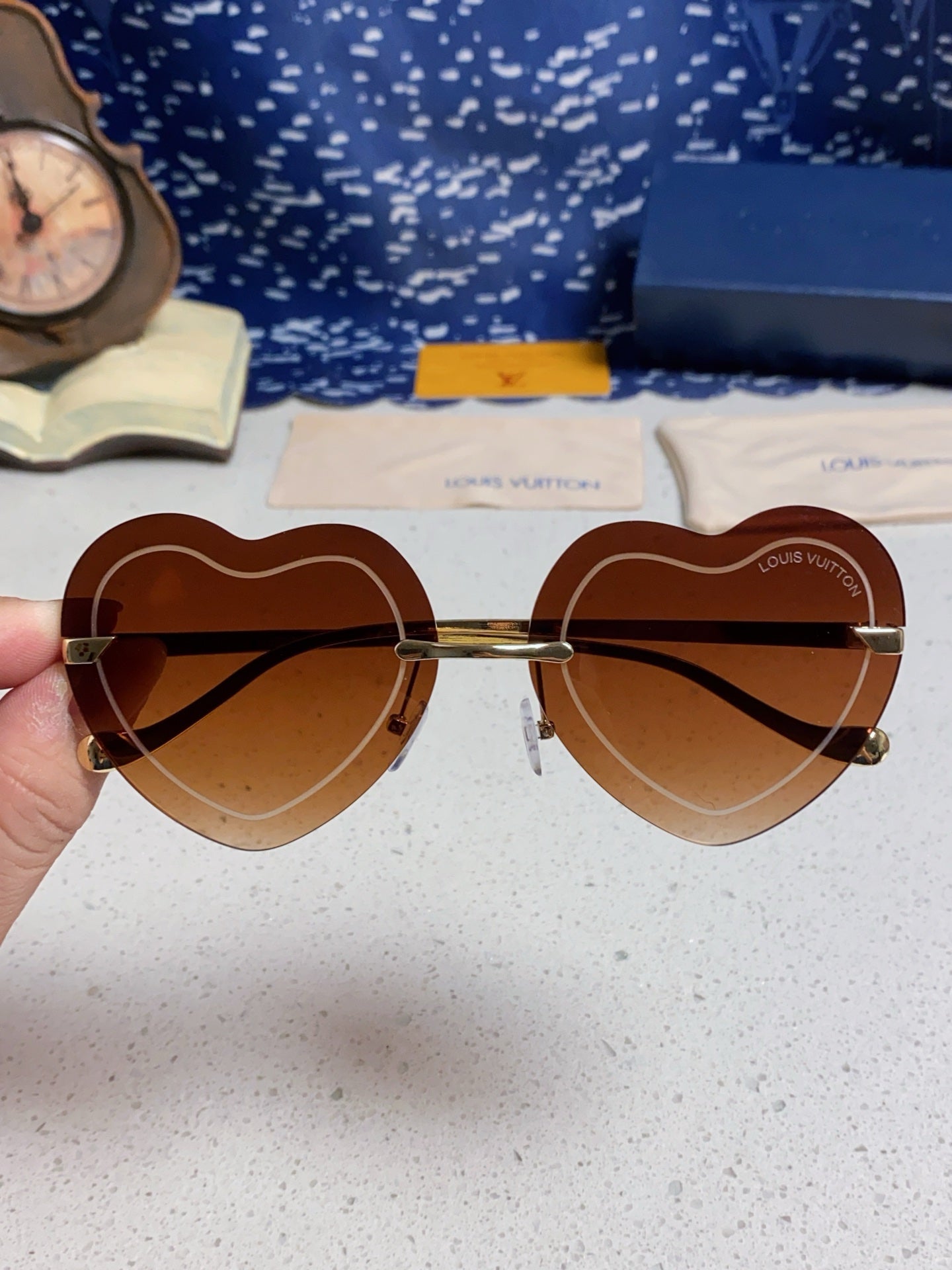 Louis Vuitton Lightweight Rimless Brown Lens Sunglasses for Women - detail image 4