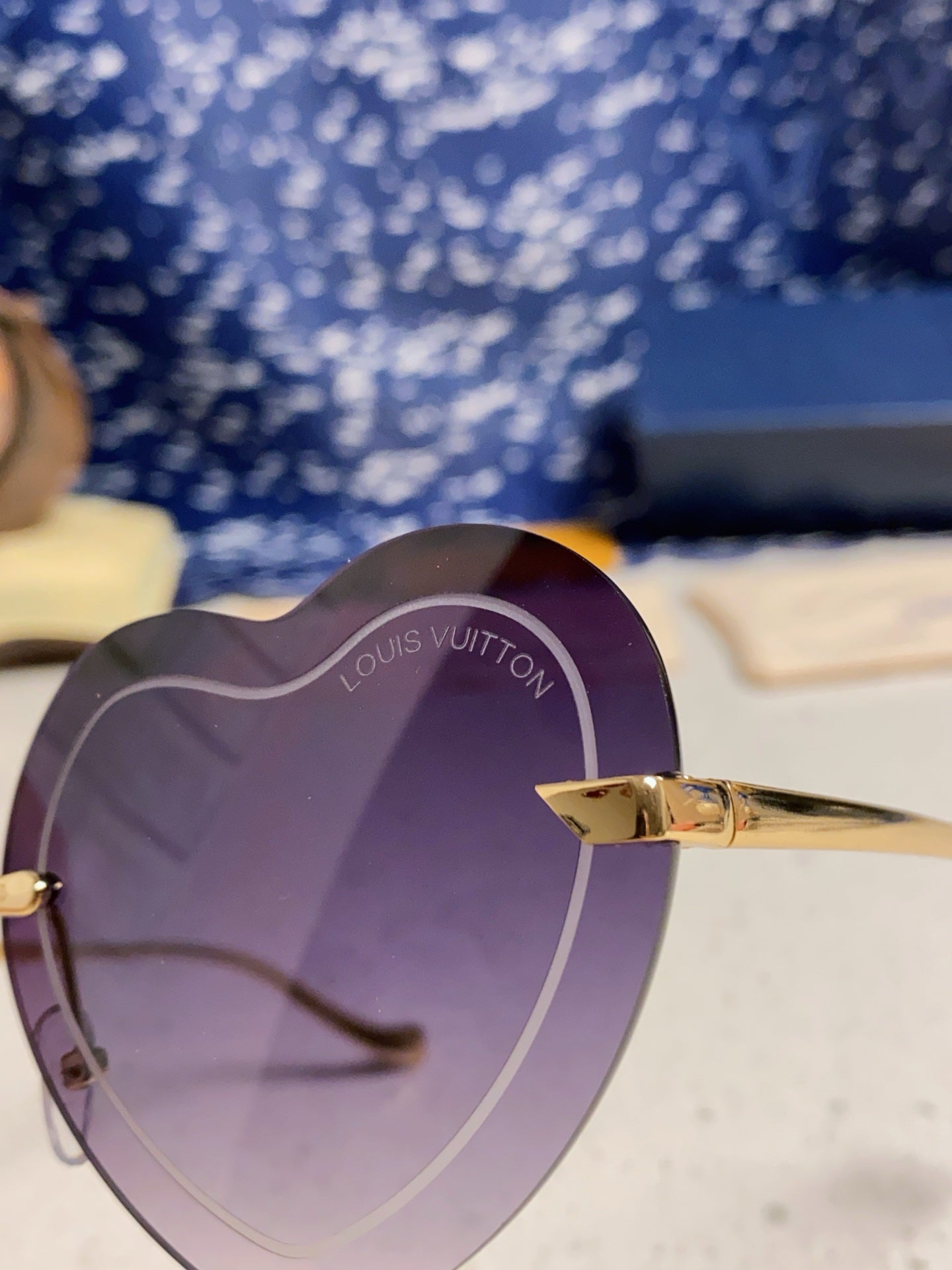 Louis Vuitton Lightweight Rimless Blue Lens Sunglasses for Women - 371404 - detail image 7