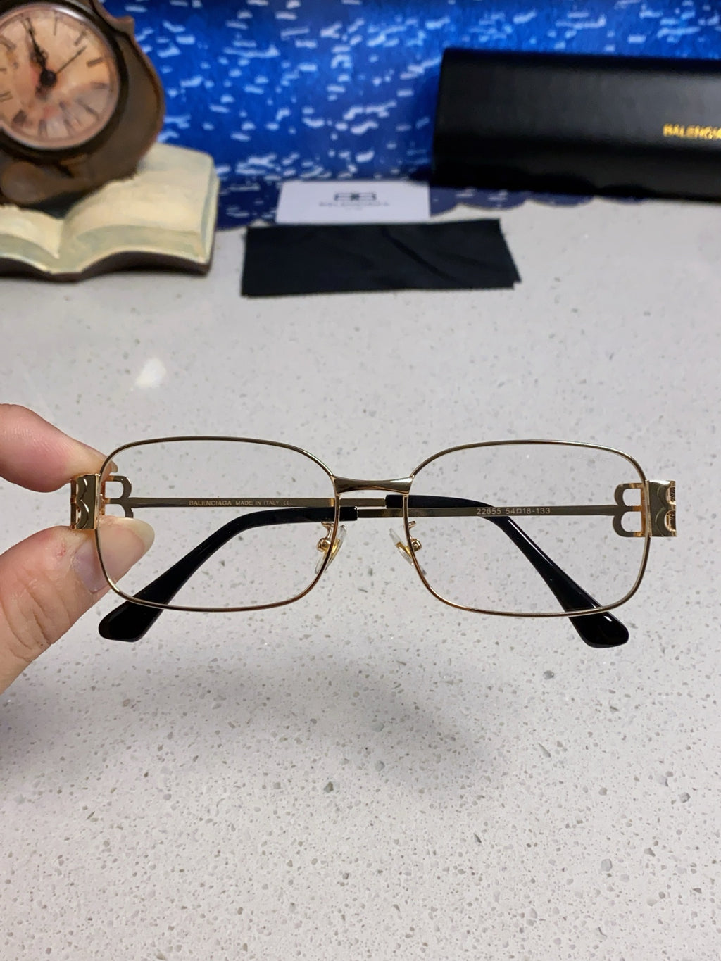 Balenciaga Metal Rectangular Gold Lens Sunglasses for Men & Women - detail image 4
