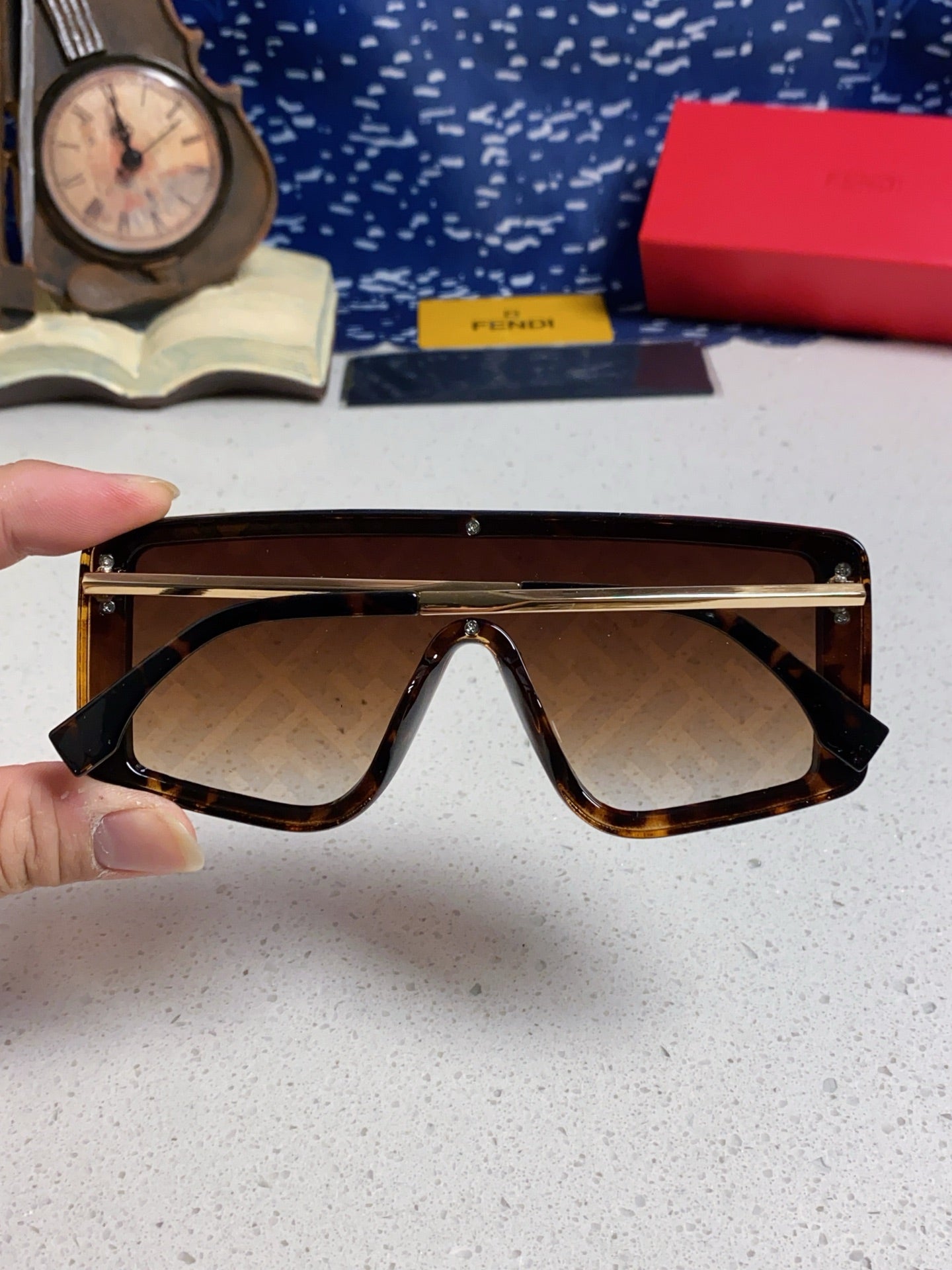 Fendi Fashion Brown Lens Sunglasses for Men & Women - 383042 - detail image 5