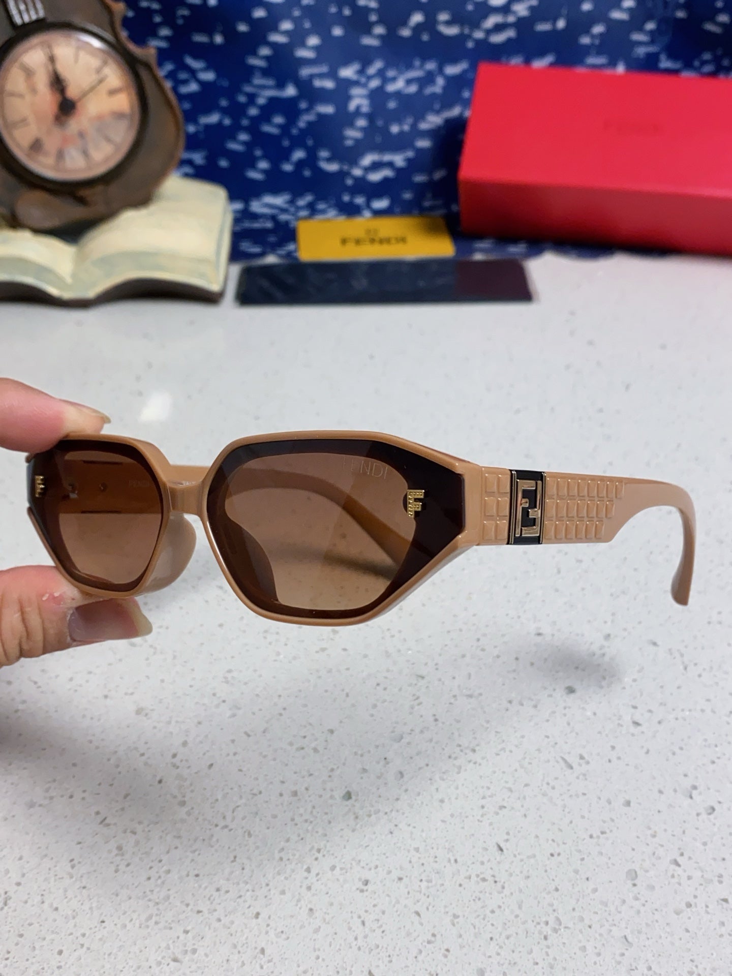 Fendi Fashion Brown Lens Sunglasses for Men & Women - 383044 - detail image 6