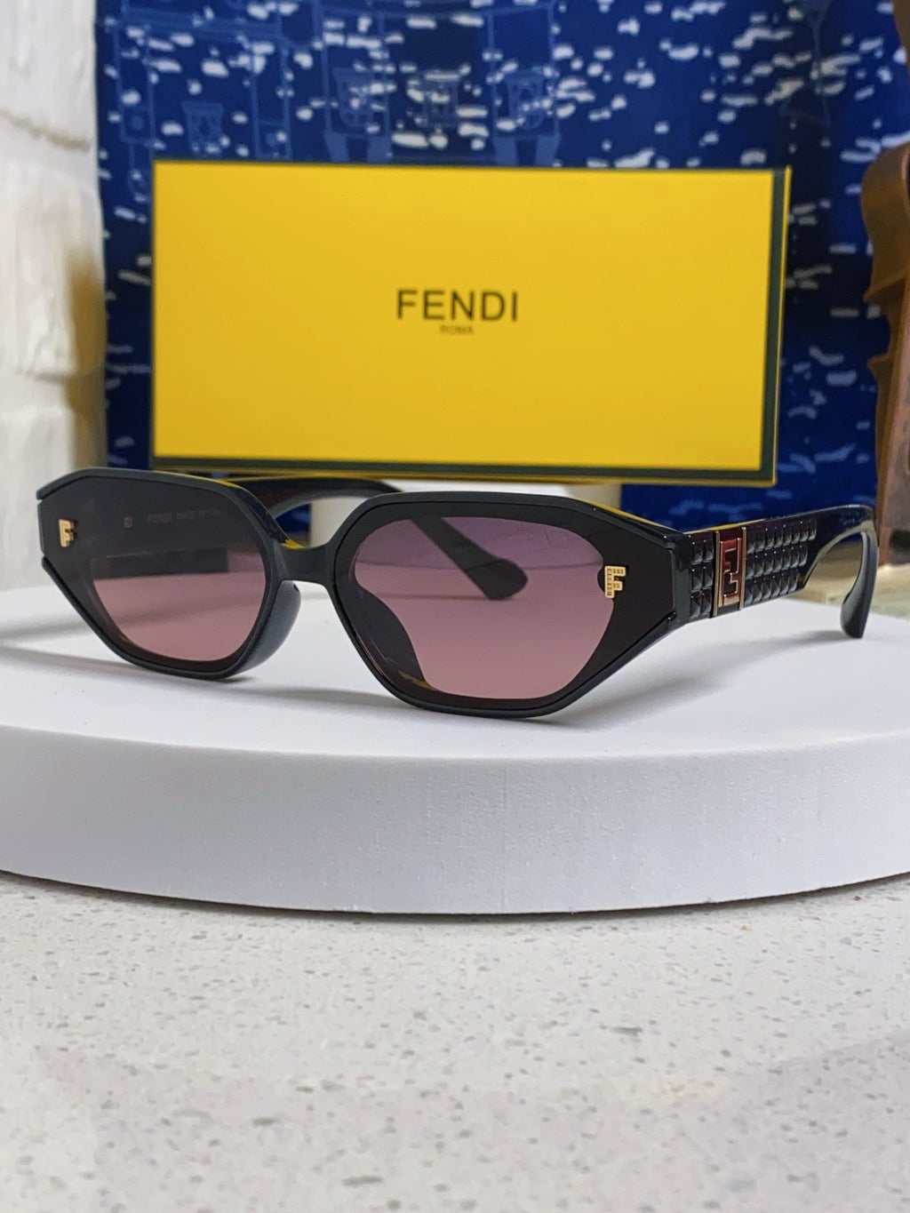 Fendi Fashion Silver Lens Sunglasses for Men & Women - 383039