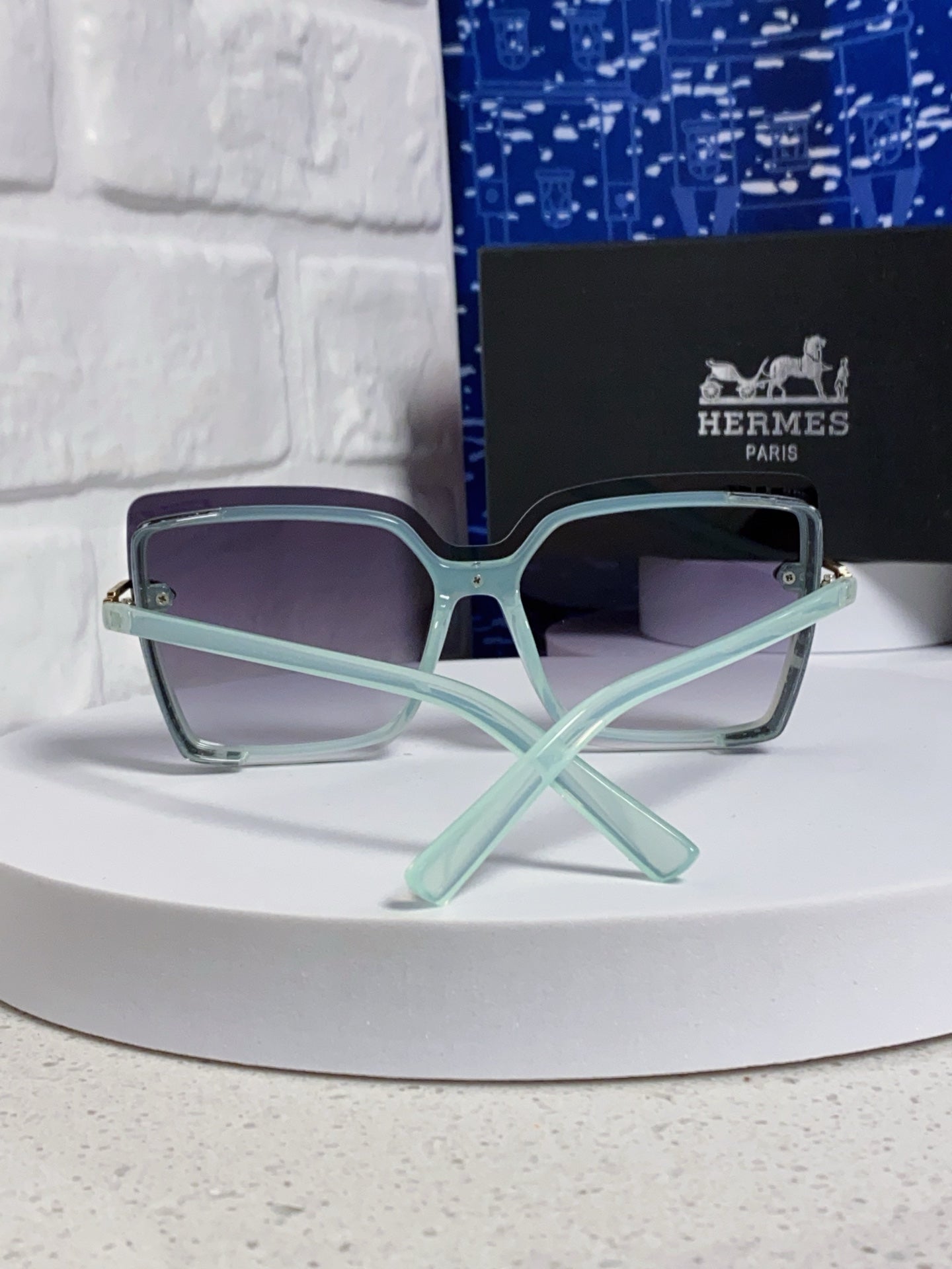Hermès Square Silver Lens Sunglasses for Men & Women - 466429 - detail image 3