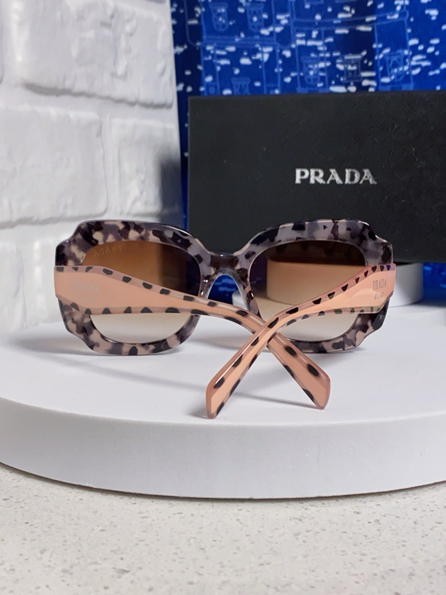Prada 16YSF Acetate Fashion Gold Lens Sunglasses for Men & Women - 867153 - detail image 3