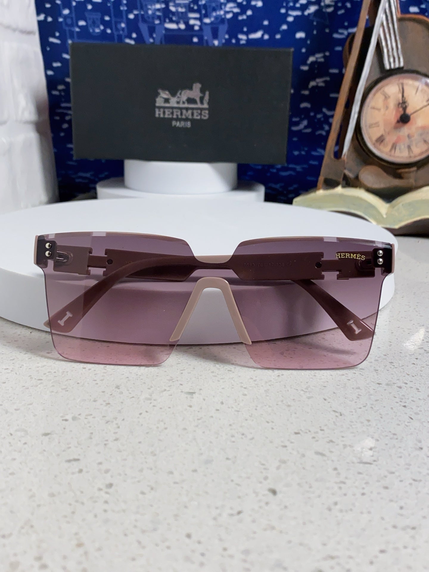 Hermès Lightweight Rimless Gold Lens Sunglasses for Women - 466411 - detail image 9