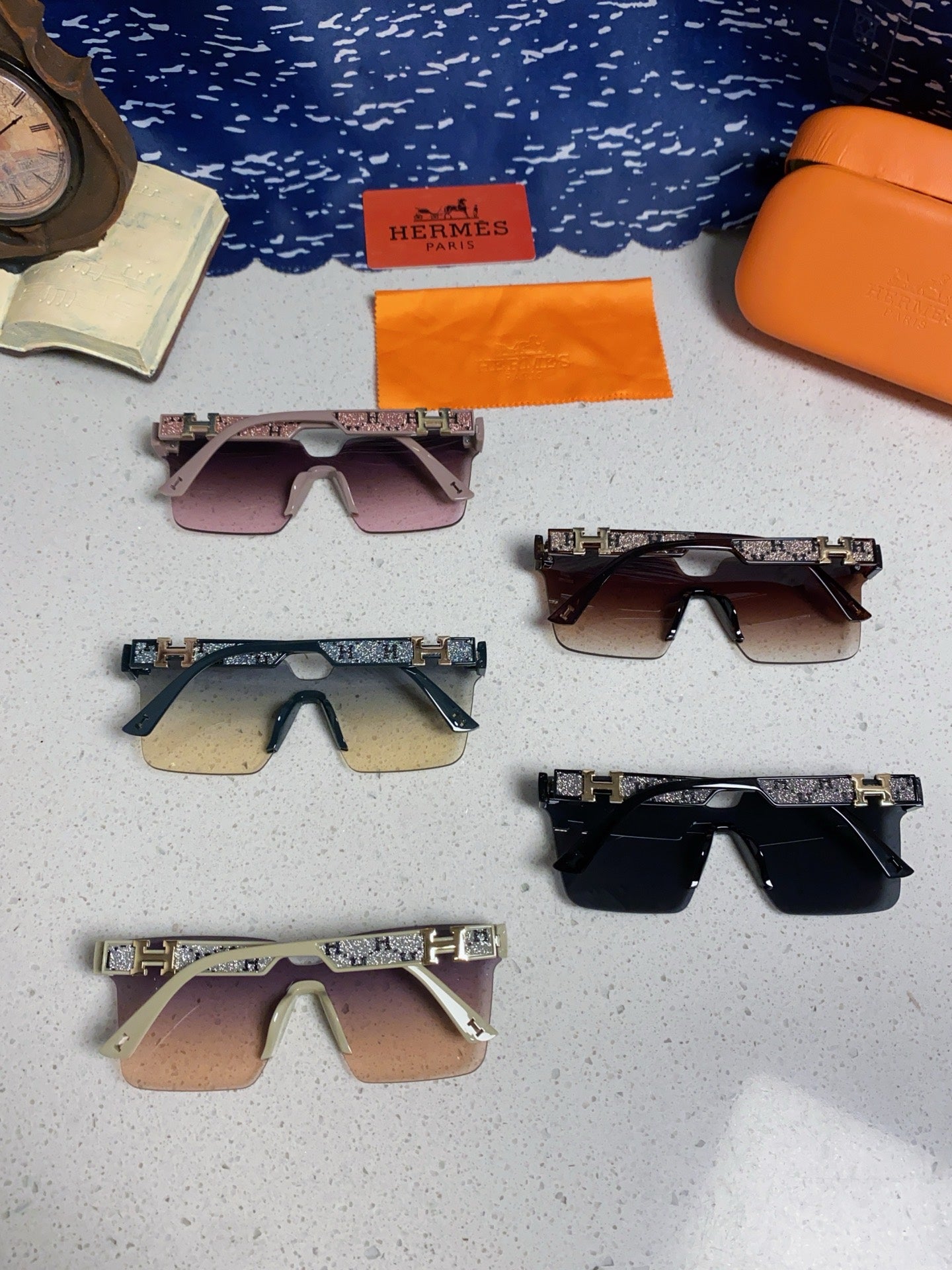 Hermès Lightweight Rimless Gold Lens Sunglasses for Women - detail image 10