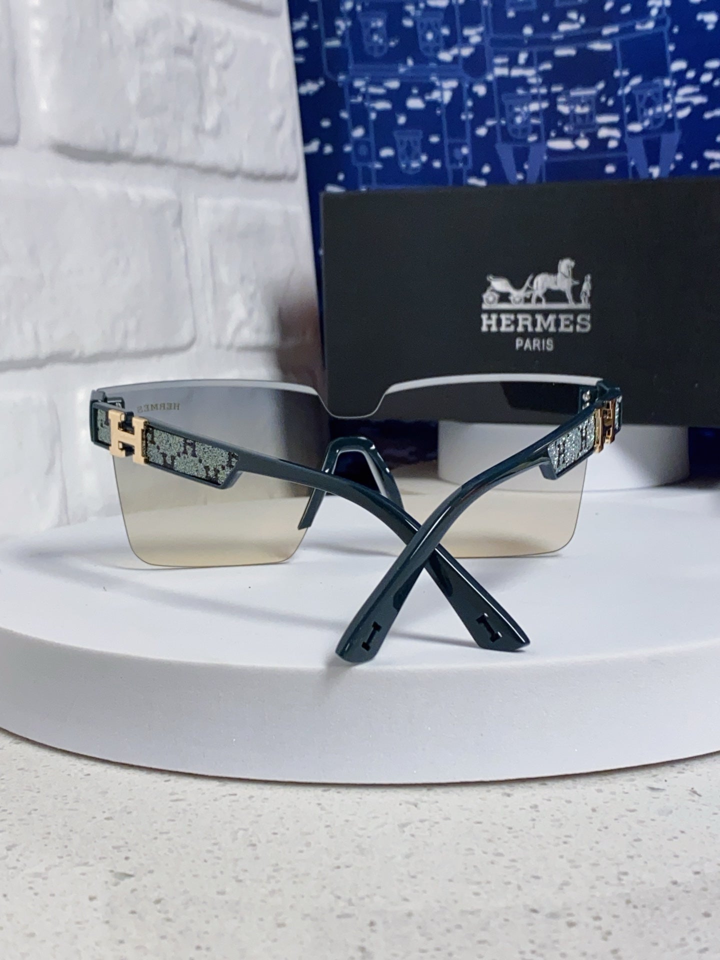 Hermès Lightweight Rimless Silver Lens Sunglasses for Women - 466412 - detail image 3