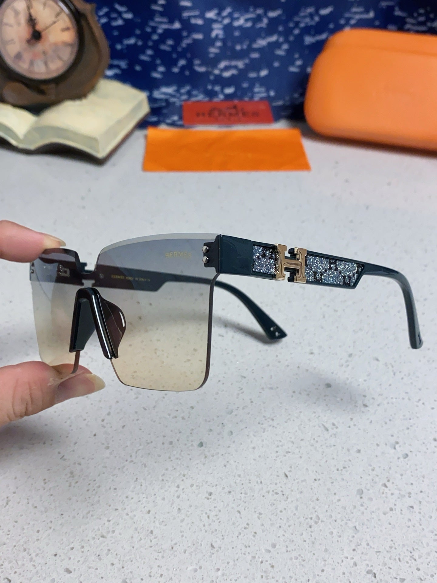 Hermès Lightweight Rimless Silver Lens Sunglasses for Women - 466412 - detail image 6