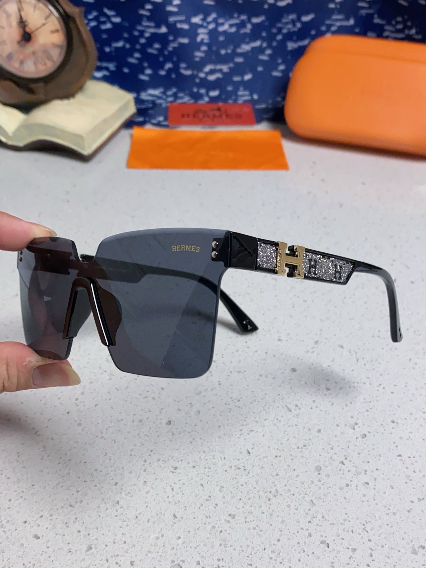 Hermès Lightweight Rimless Gold Lens Sunglasses for Women - detail image 5