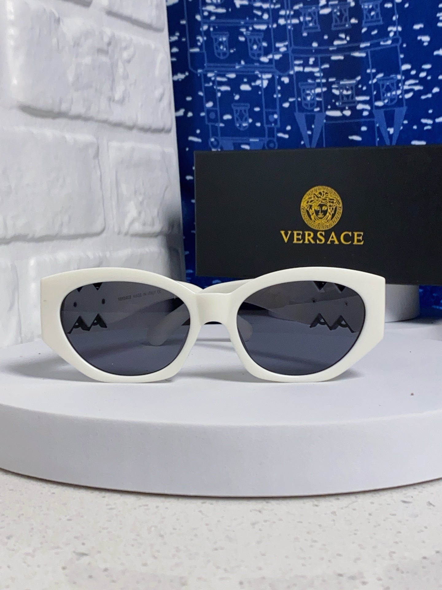 Versace Fashion Silver Lens Sunglasses for Women - detail image 2