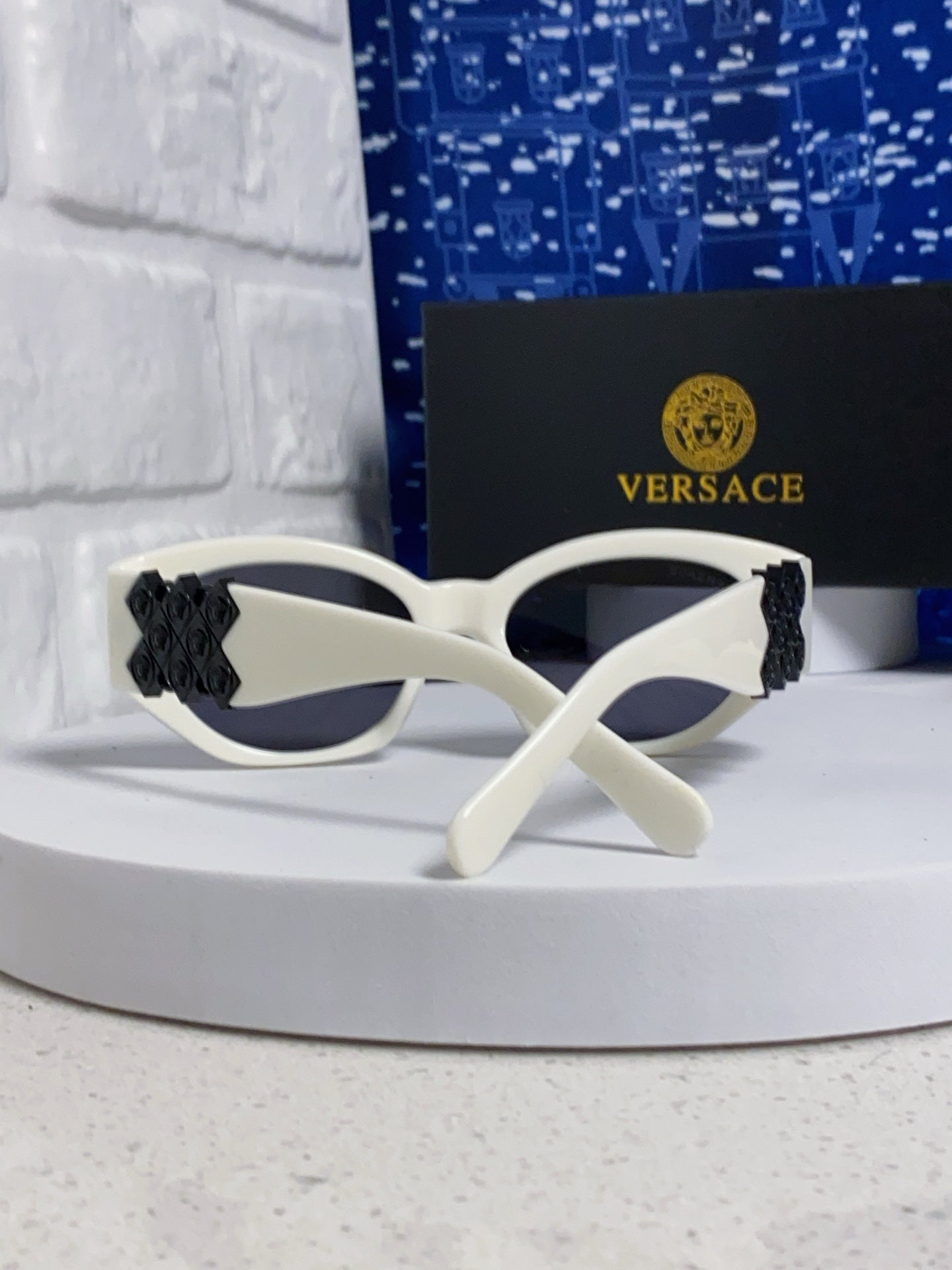 Versace Fashion Silver Lens Sunglasses for Women - detail image 3